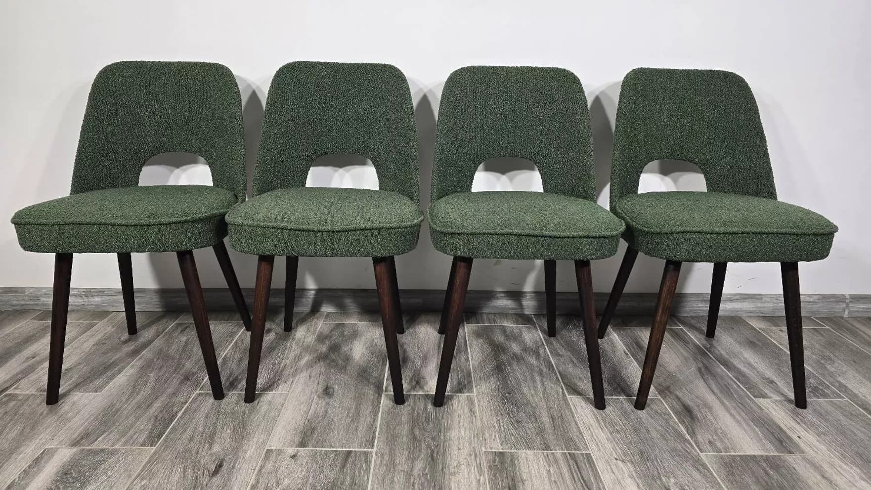 Set of four chairs, green bouclé, brown oak, by O. Haerdtl, Tatra Nabytok, Czechoslovakia, 1960s. - 305746