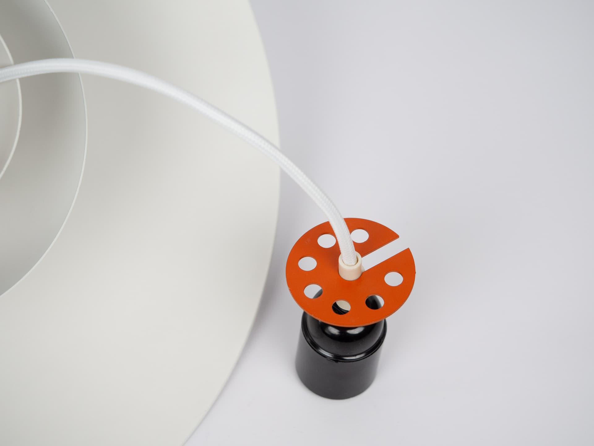 Lampa wisząca PH 4/3, aluminium biały, proj. P. Henningsen, Dania, lata 80. - 305858