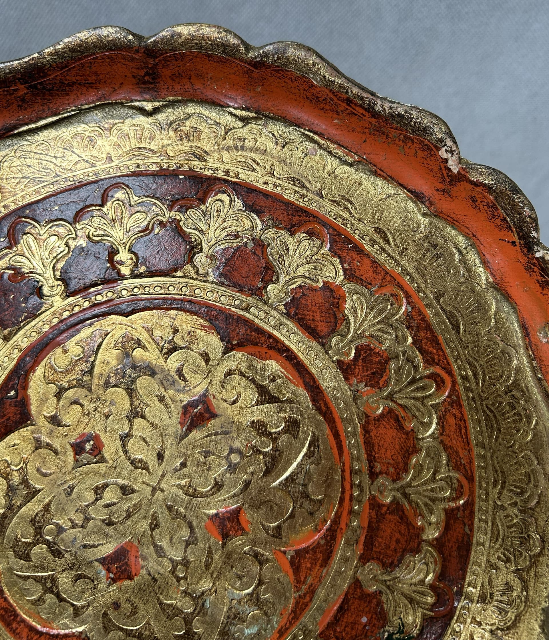 Tray Florentine, gold orange, wood, Italy, 1970s. - 306319