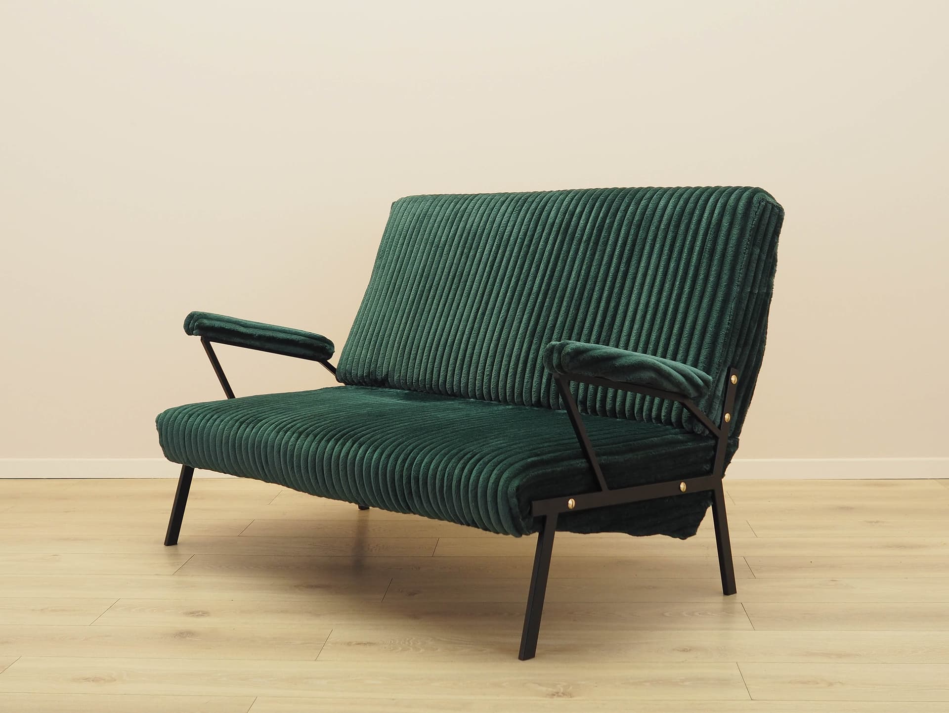 Sofa, green velvet, black metal, Italy, 1970s. - 306374