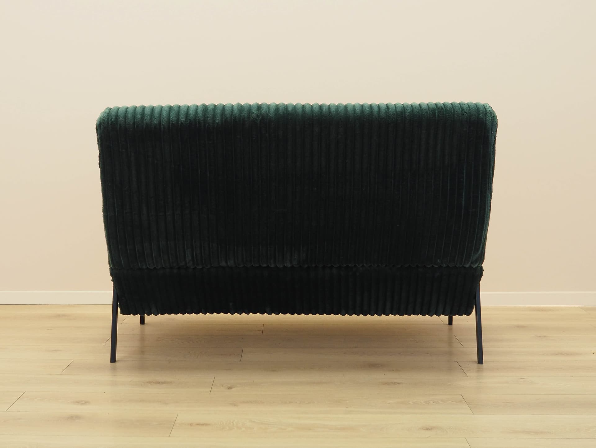 Sofa, green velvet, black metal, Italy, 1970s. - 306377