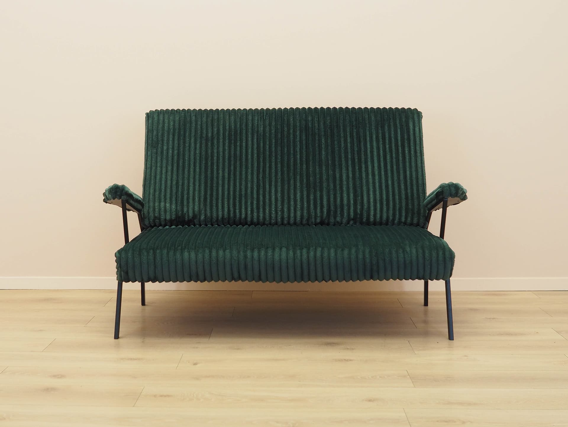 Sofa, green velvet, black metal, Italy, 1970s. - 306373