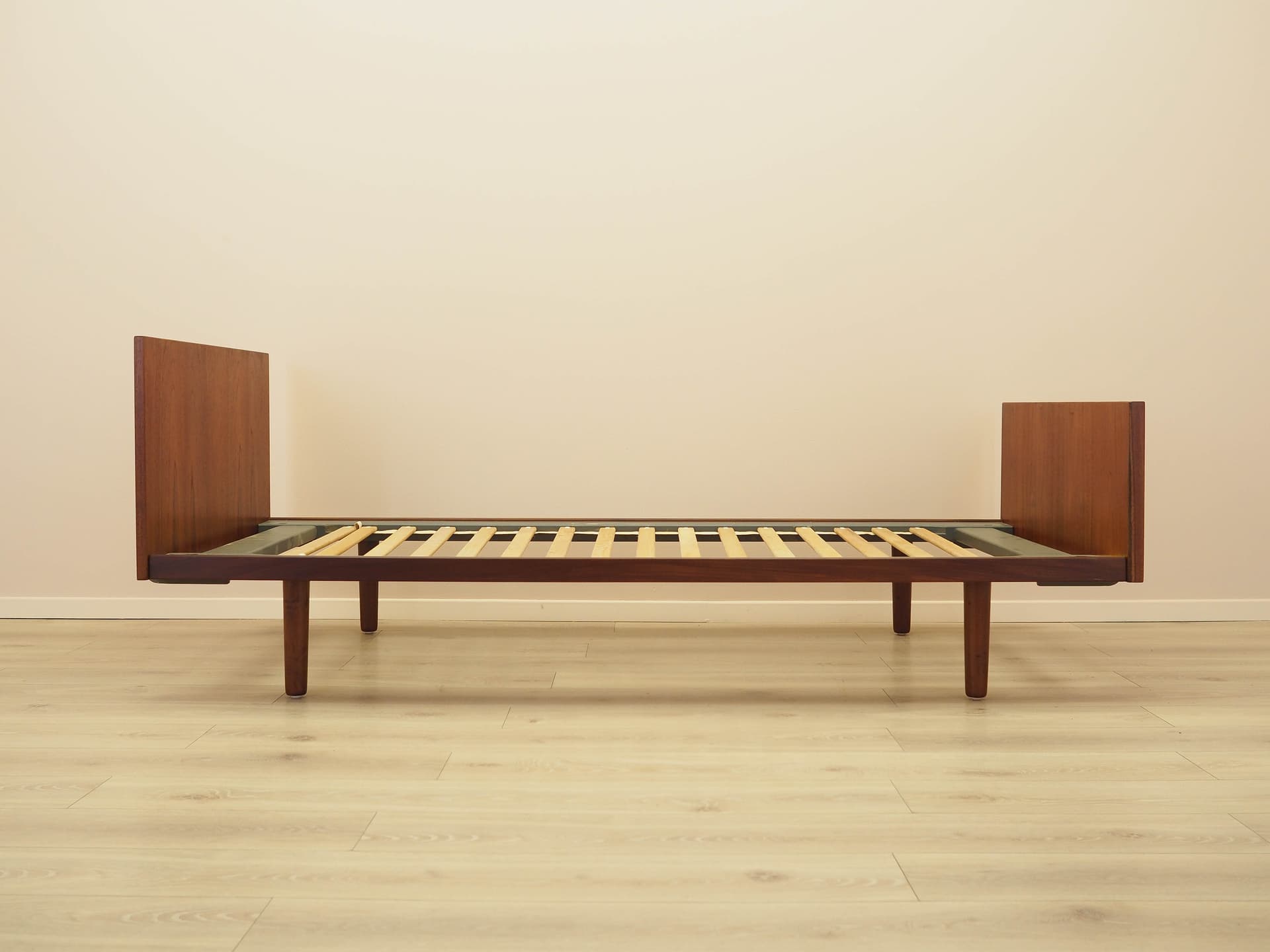 Bed, brown teak, by H. Wegner, Getama, Denmark, 1960s. - 306399