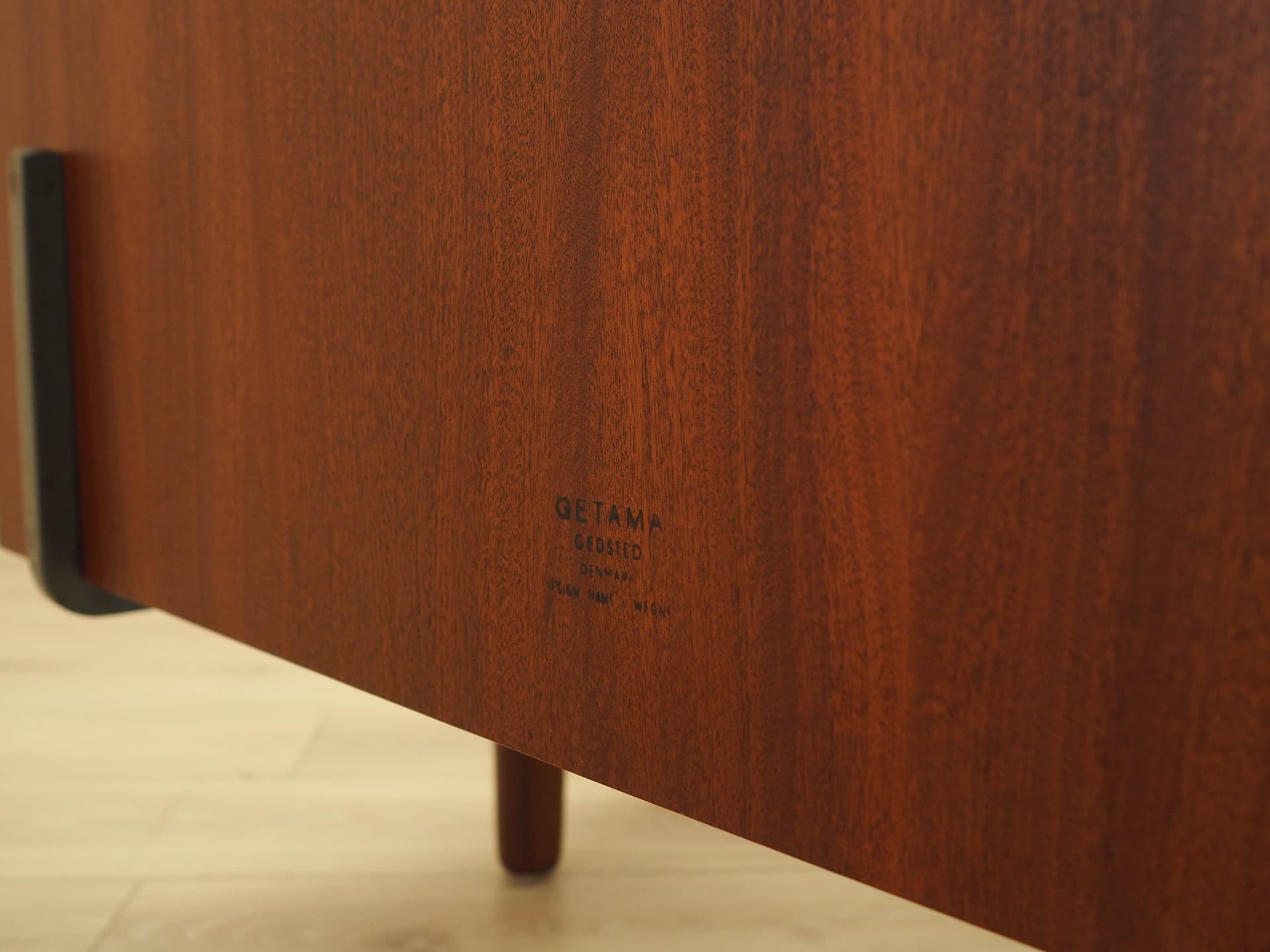 Bed, brown teak, by H. Wegner, Getama, Denmark, 1960s. - 306409