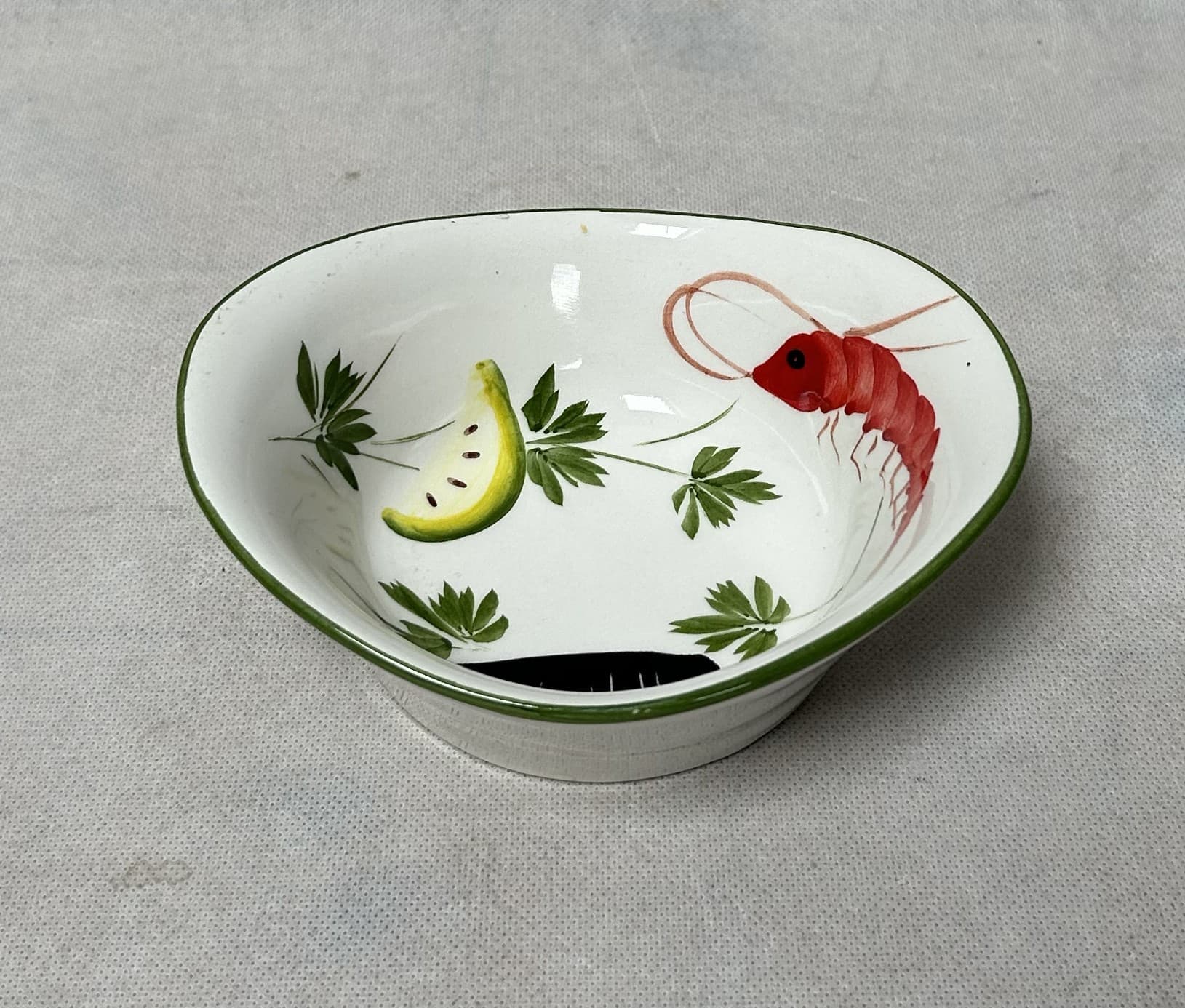 Shrimp bowl, white multicolor ceramics, Italy, 1970s. - 306438