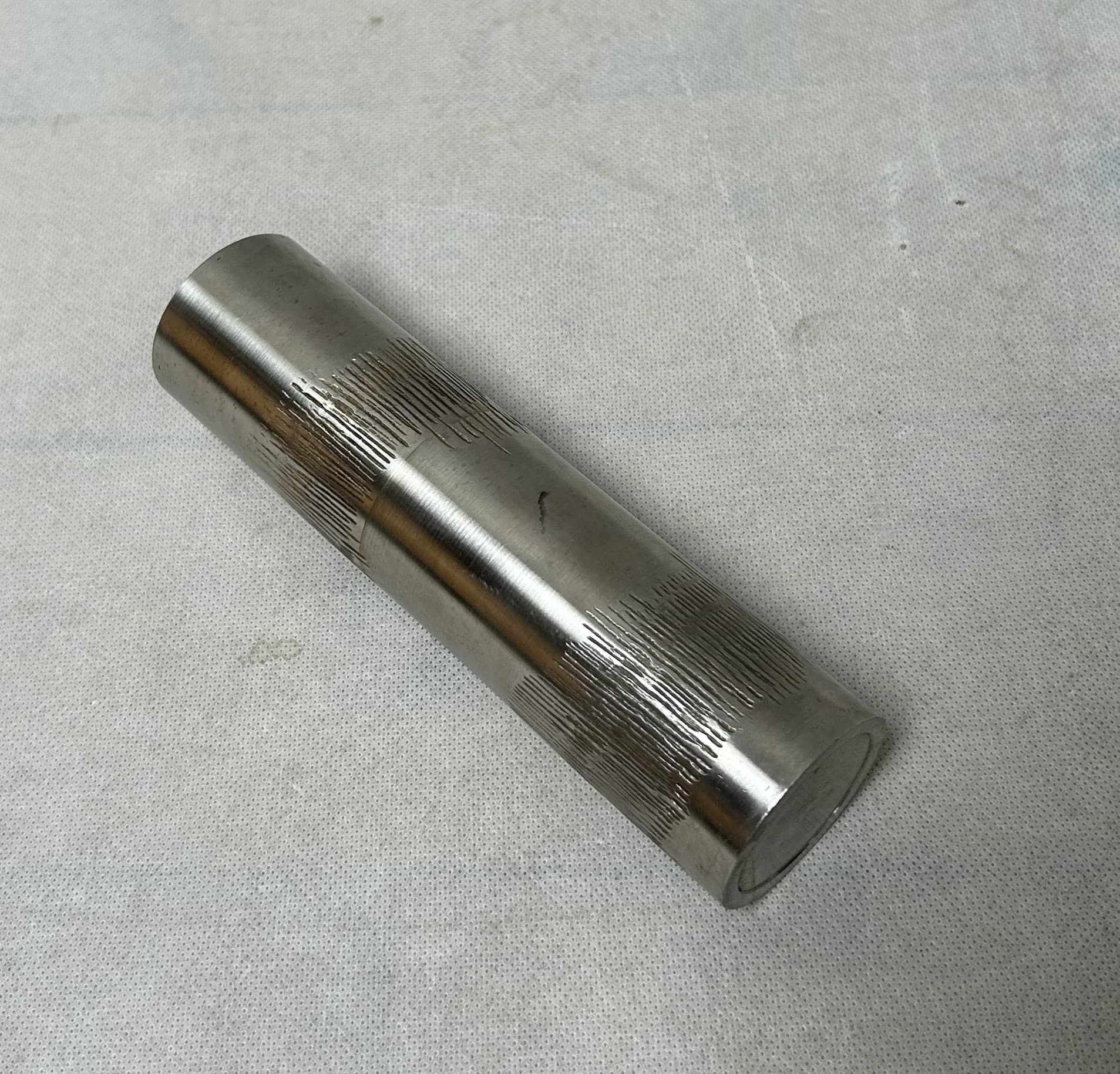 Vase Brutalist, silver metal, Germany, 1970s. - 306457
