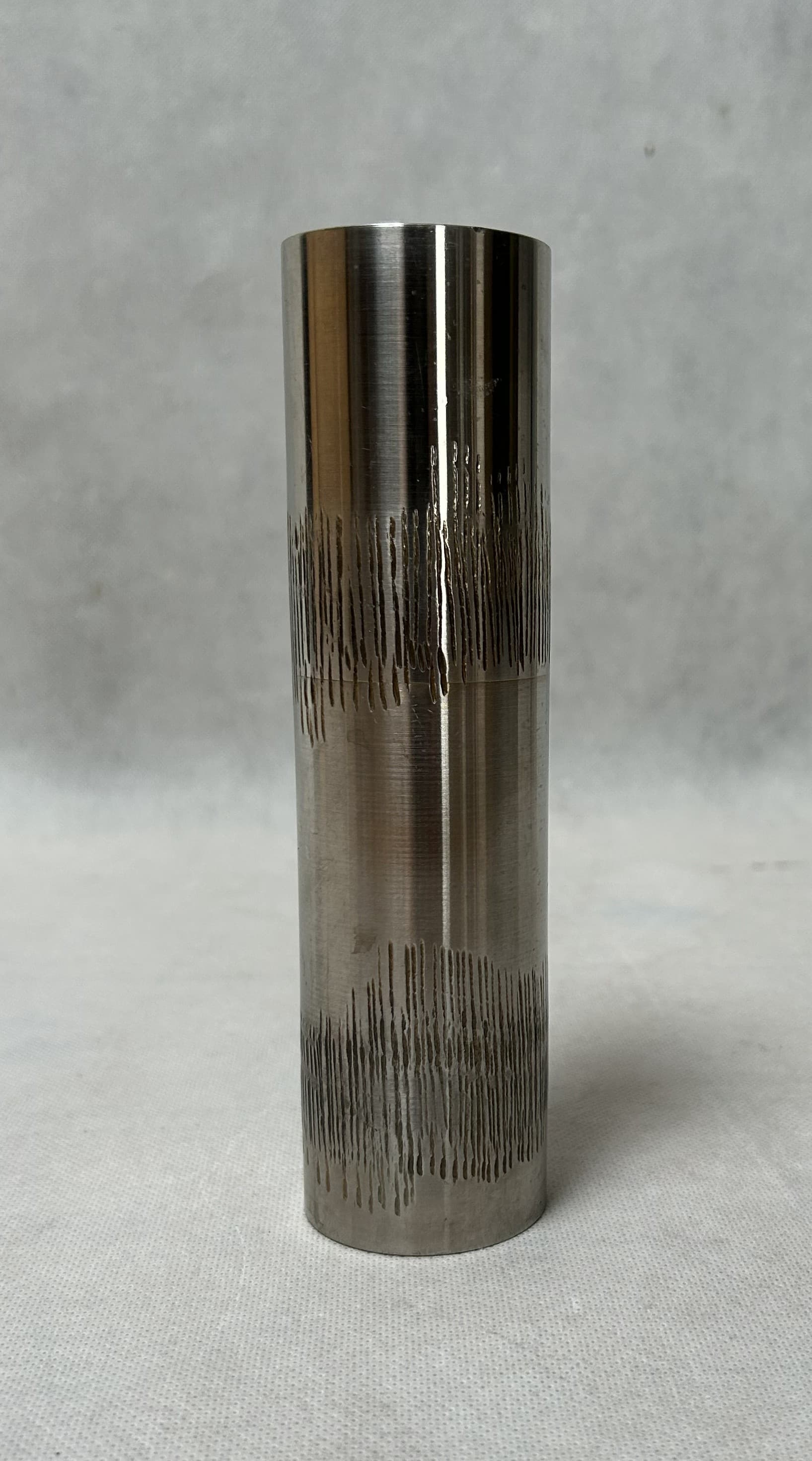 Vase Brutalist, silver metal, Germany, 1970s. - 306456