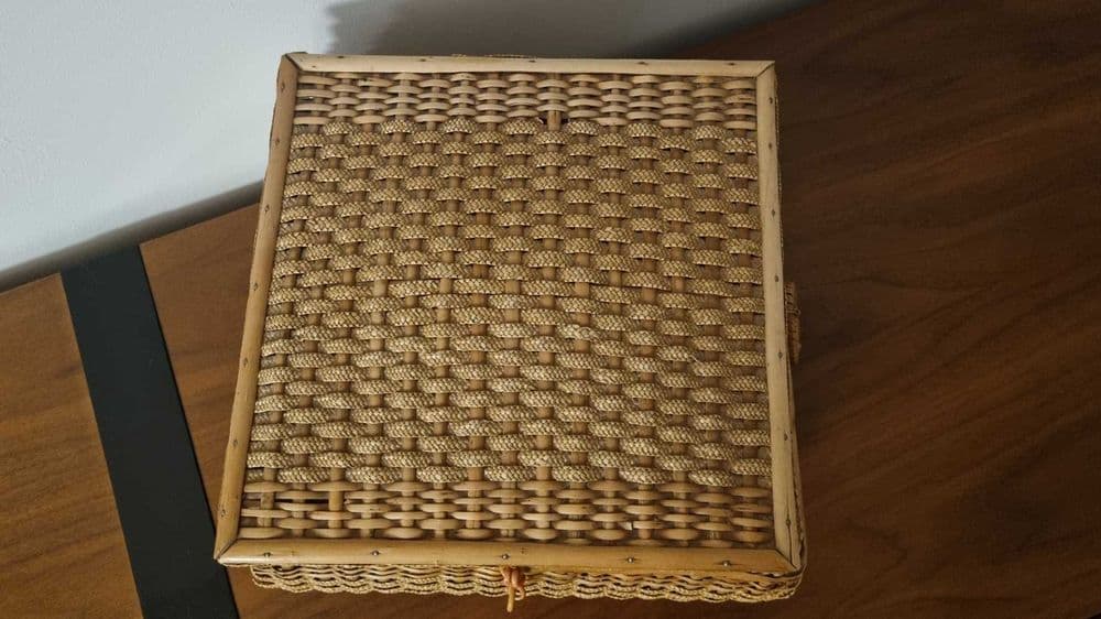 Sewing basket, brown wicker, wood, 1970s. - 306768