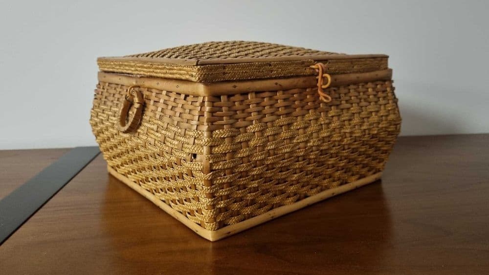 Sewing basket, brown wicker, wood, 1970s. - 306767