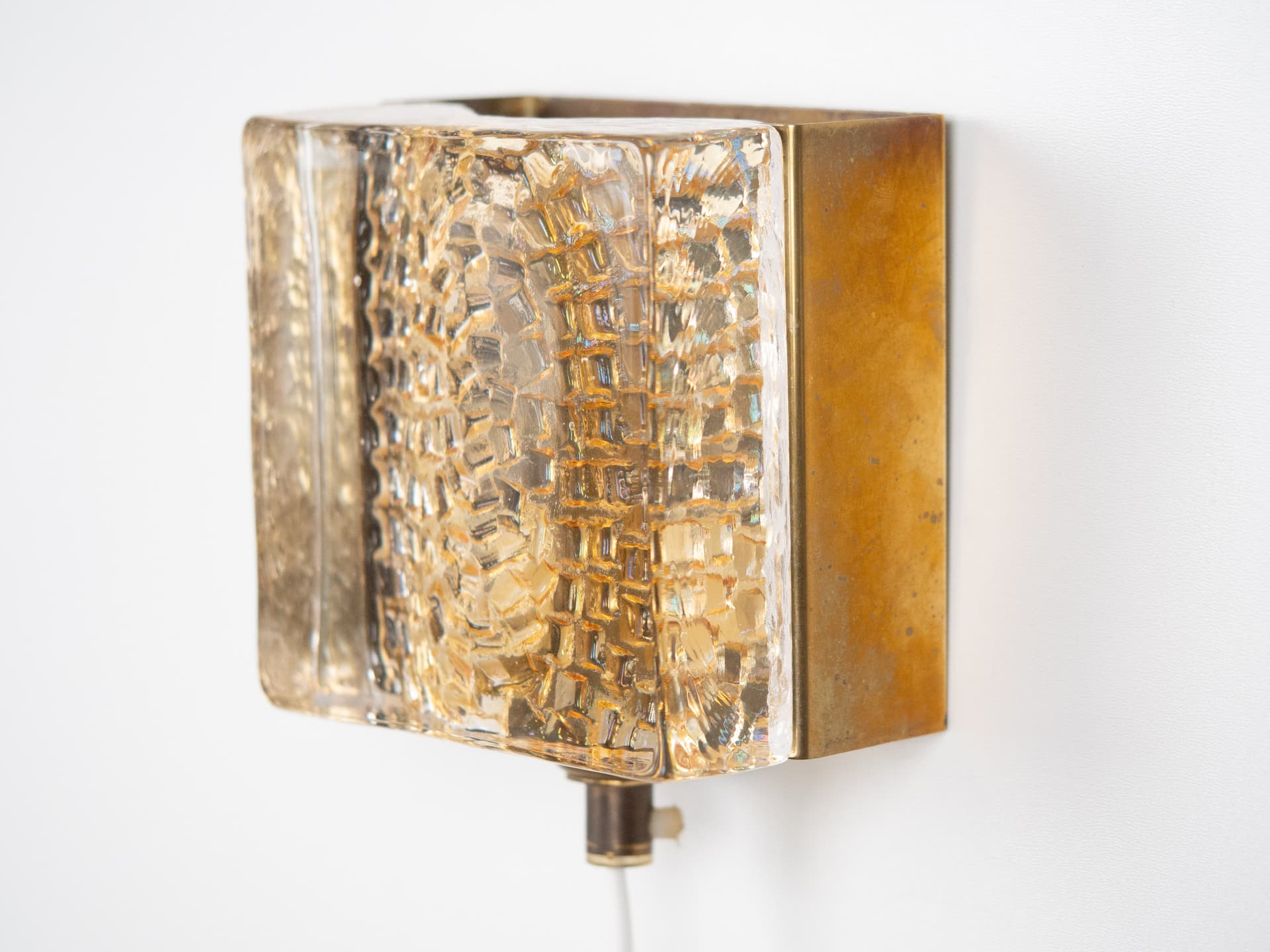 Pair of wall sconces Maritim, gold brass, transparent glass, Vitrika, Denmark, 1960s. - 306567