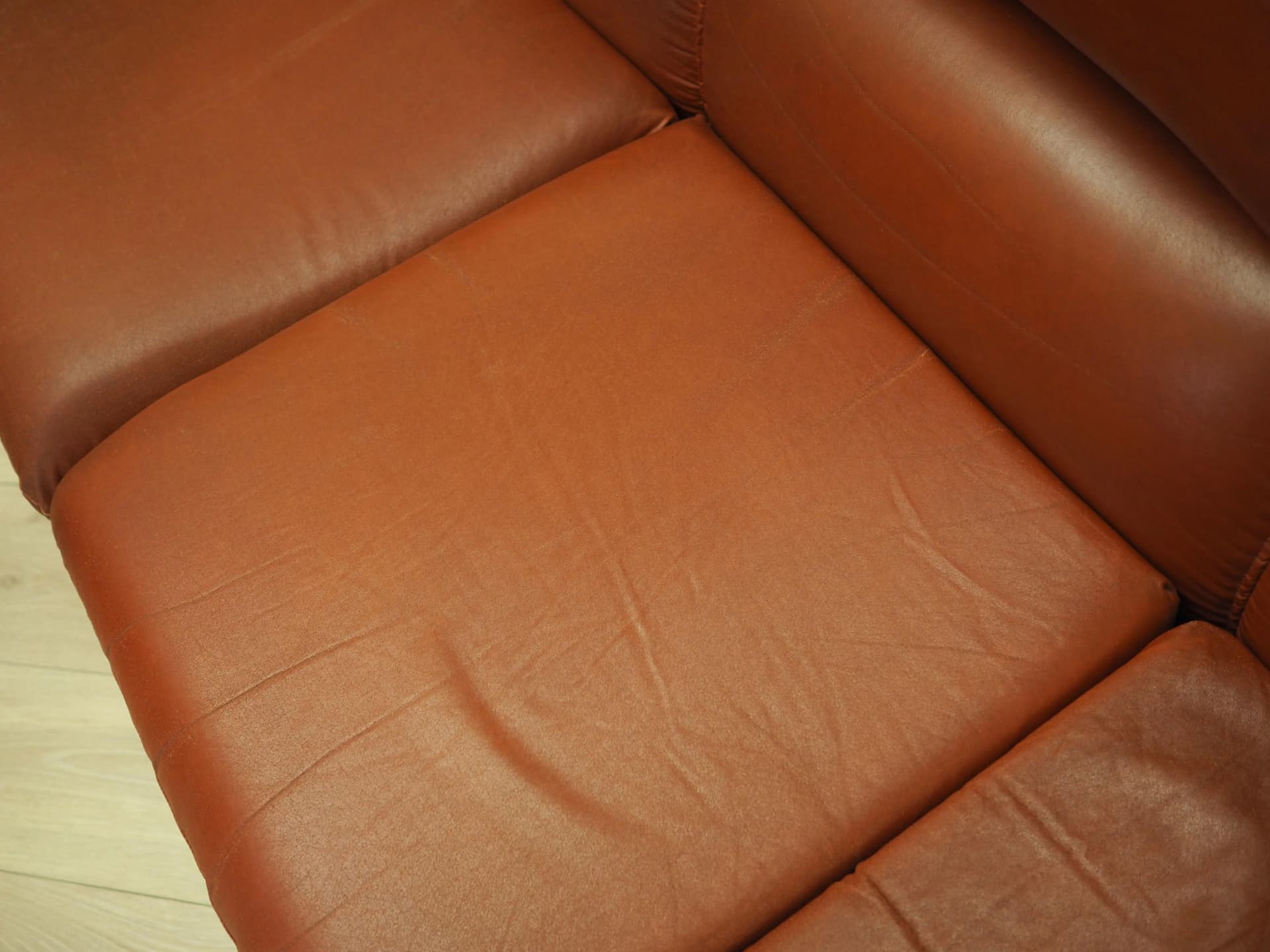 Lounge set, red artificial leather, Italy, 1960s. - 22391