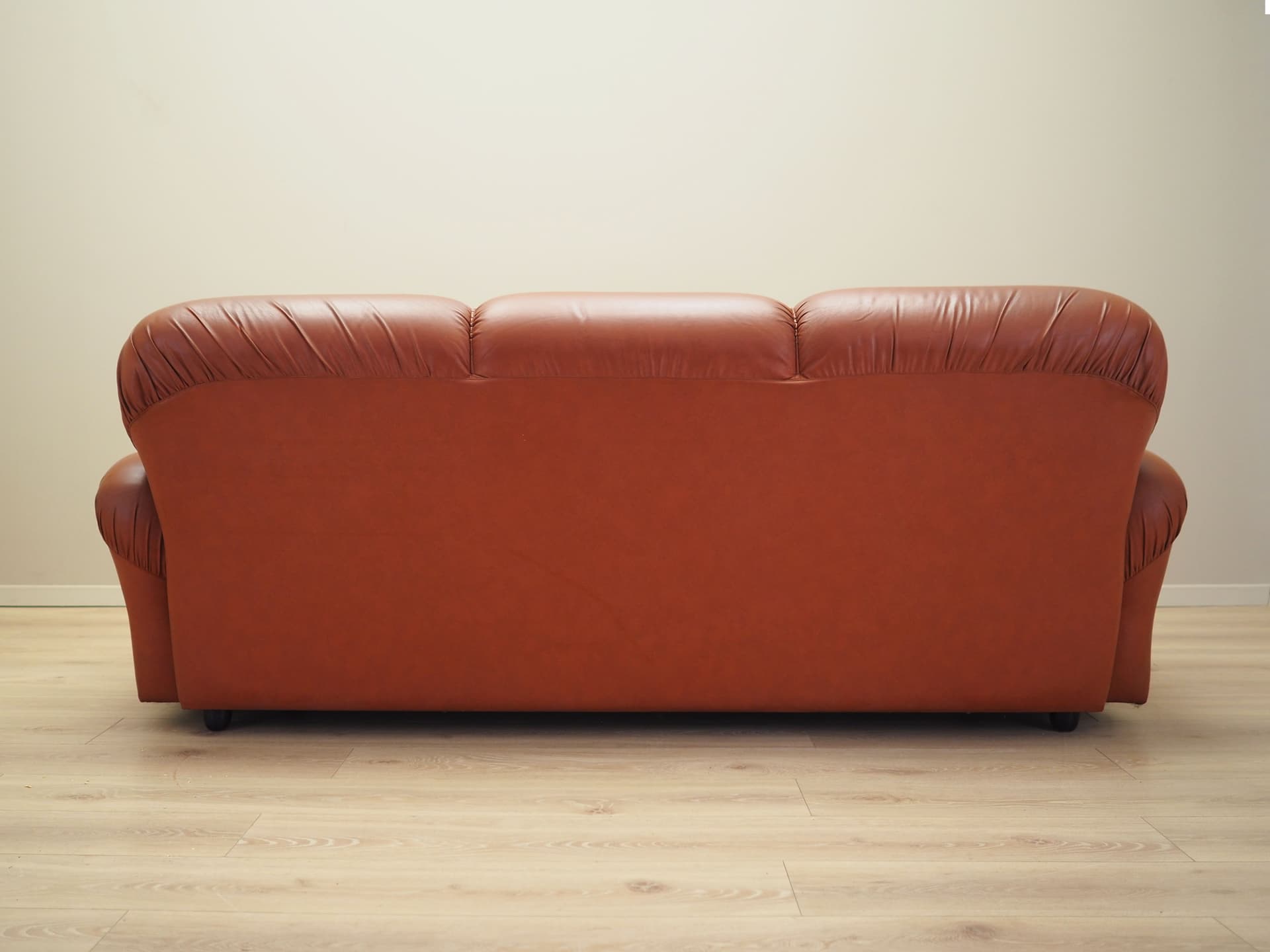 Lounge set, red artificial leather, Italy, 1960s. - 66533