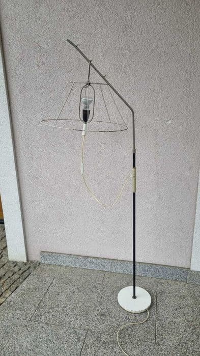 Lampa podłogowa 1225, metal czarny biały srebrny, proj. A. Gałecki, Polska, lata 60. - 306870
