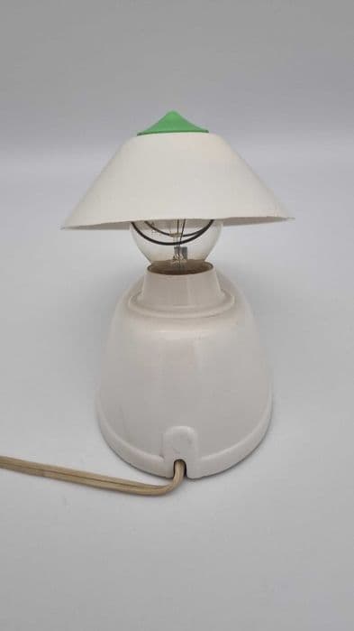 Lampka biurkowa TYP 11641, Bauhaus, bakelit biały zielony, Czechosłowacja, lata 30. - 306974