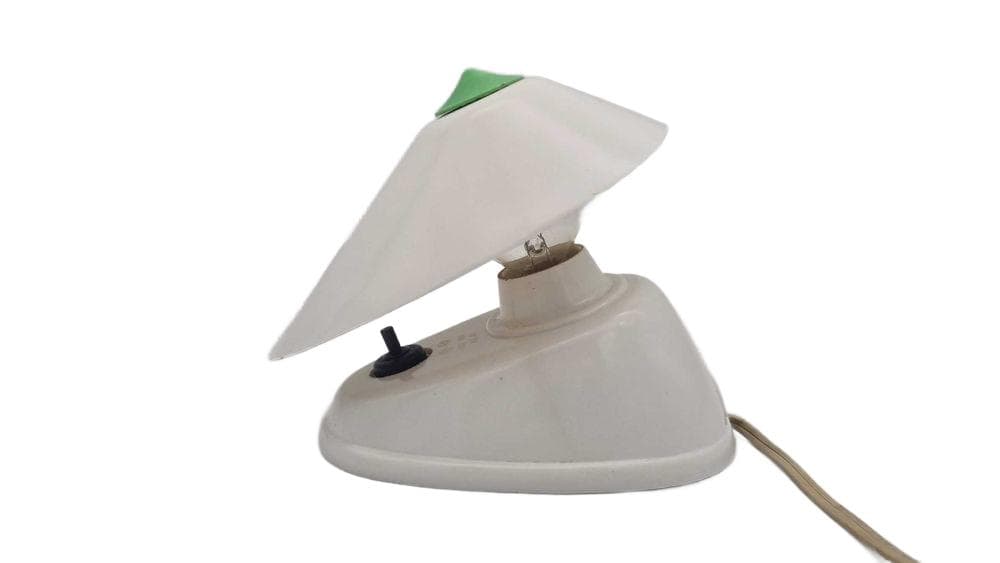 Lampka biurkowa TYP 11641, Bauhaus, bakelit biały zielony, Czechosłowacja, lata 30.