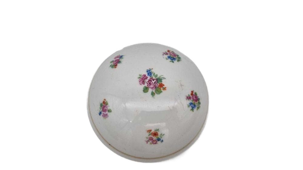 Bombonierka, biały, porcelana, Giesche, Polska, początek XX w.