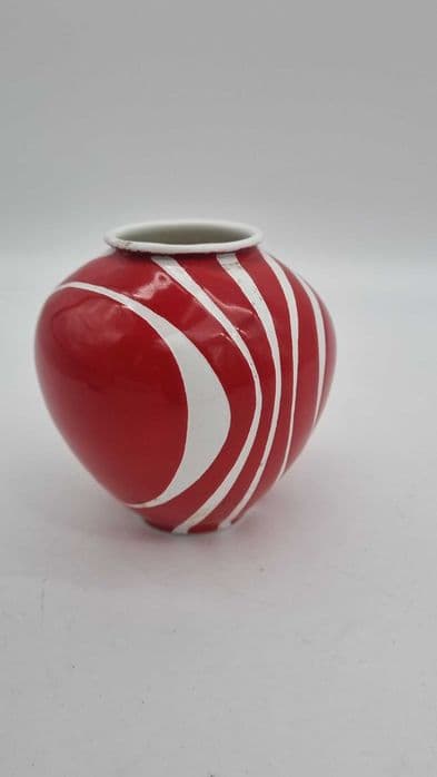 Vase New Look, red white, metal enamel, Silesia Rybnik, Poland, 1960s. - 307341