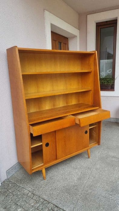 Highboard display cabinet, light oak, glass, Drevotvar Pardubice, Czechoslovakia, 1960s. - 307083
