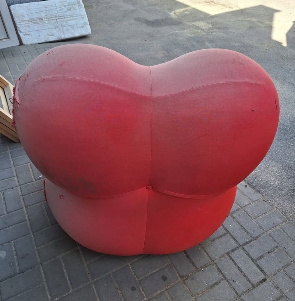 Armchair La Mamma, coral-pink, fabric, by G. Pesce, Cassina, Italy, 1980s. - 307552