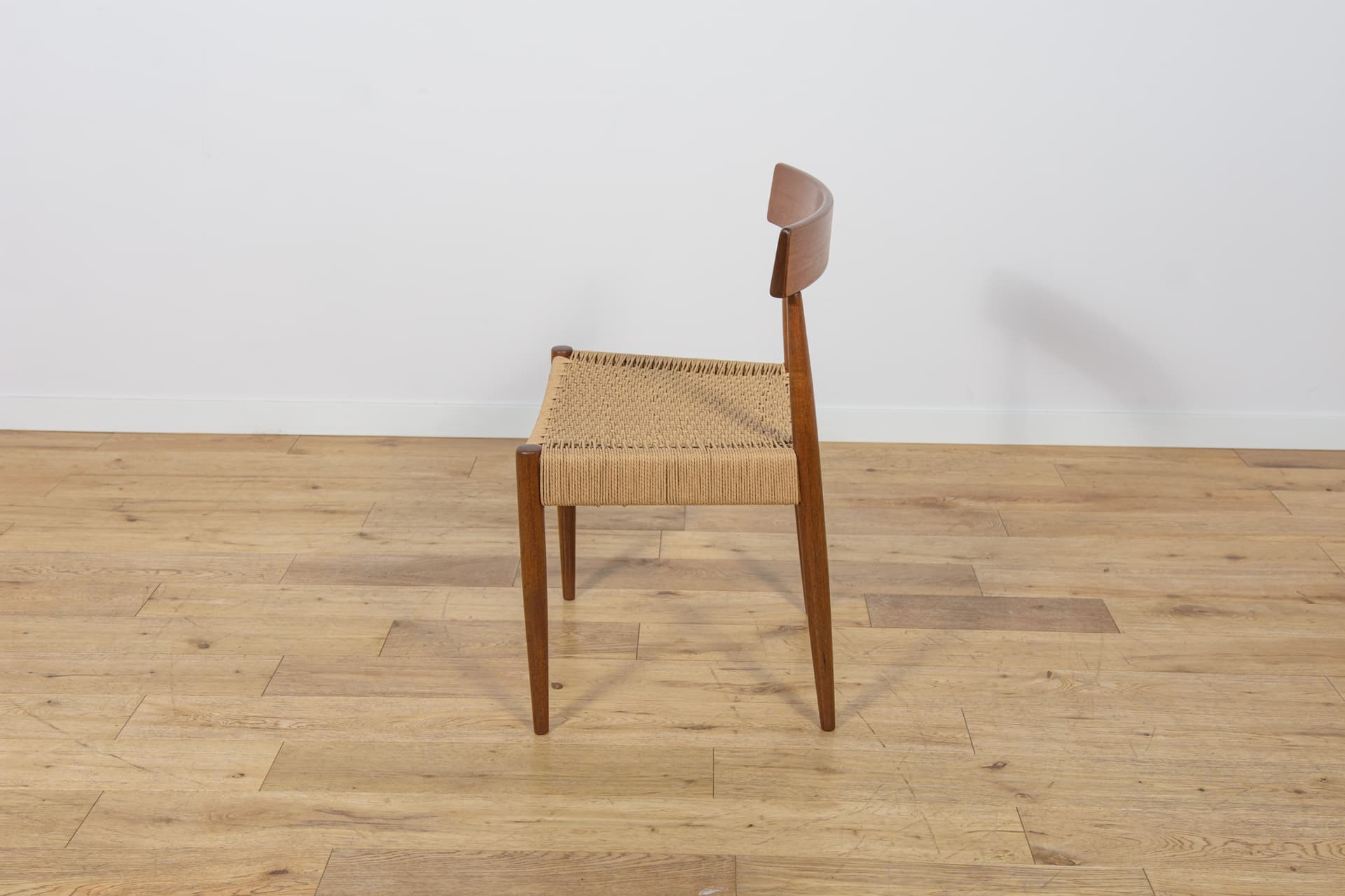 Set of eight chairs, brown teak, beige rattan, by A. Hovmand-Olsen, for Mogens Hansen, Denmark, 1960s. - 307715