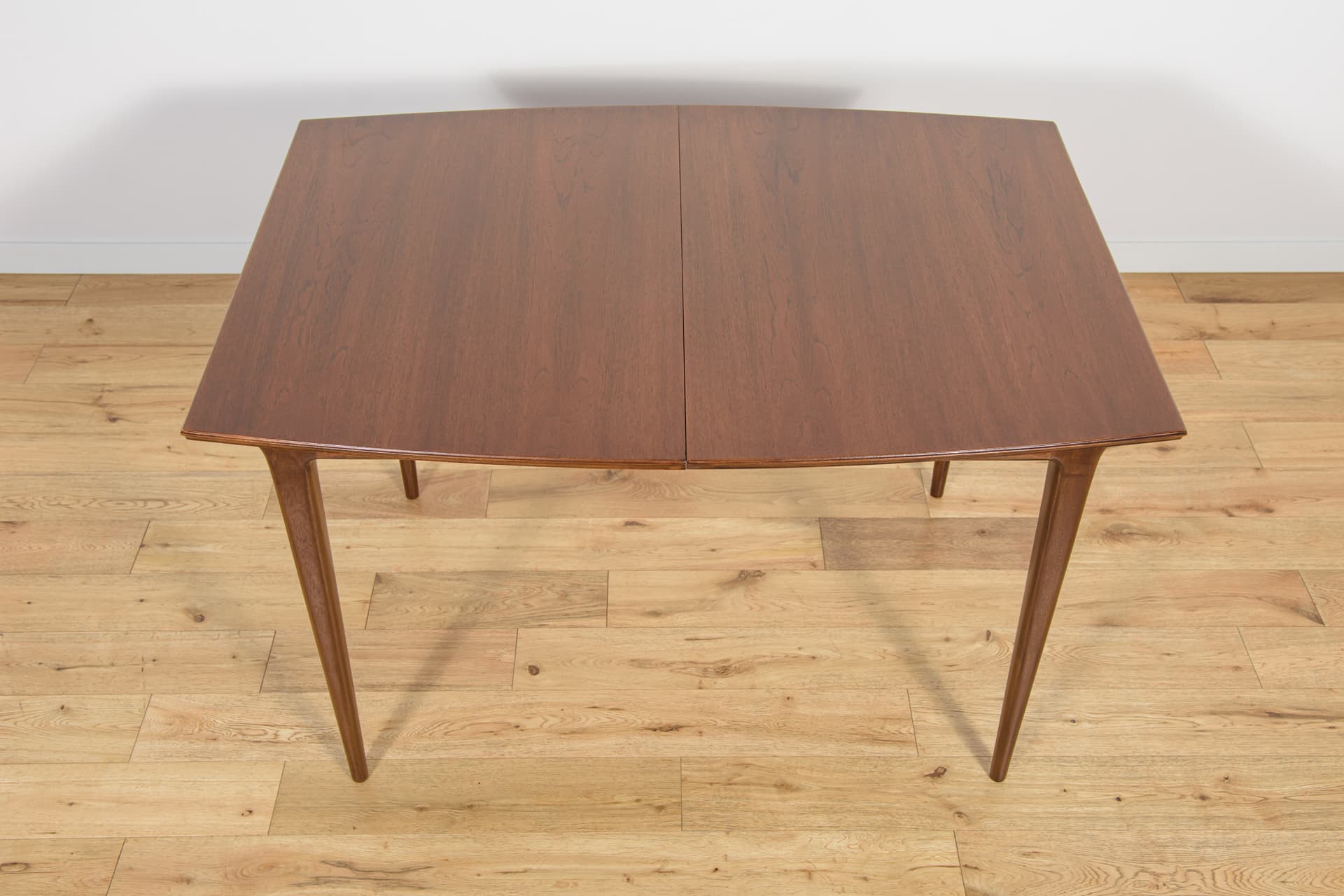 Extendable Dining Table, brown teak, McIntosh, United Kingdom, 1960s. - 307736