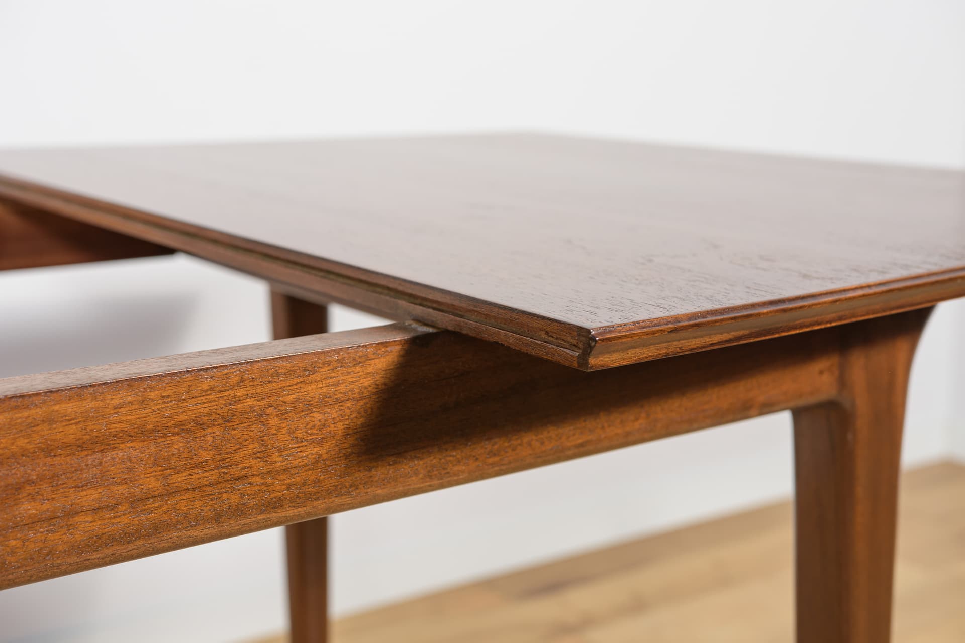 Extendable Dining Table, brown teak, McIntosh, United Kingdom, 1960s. - 307745