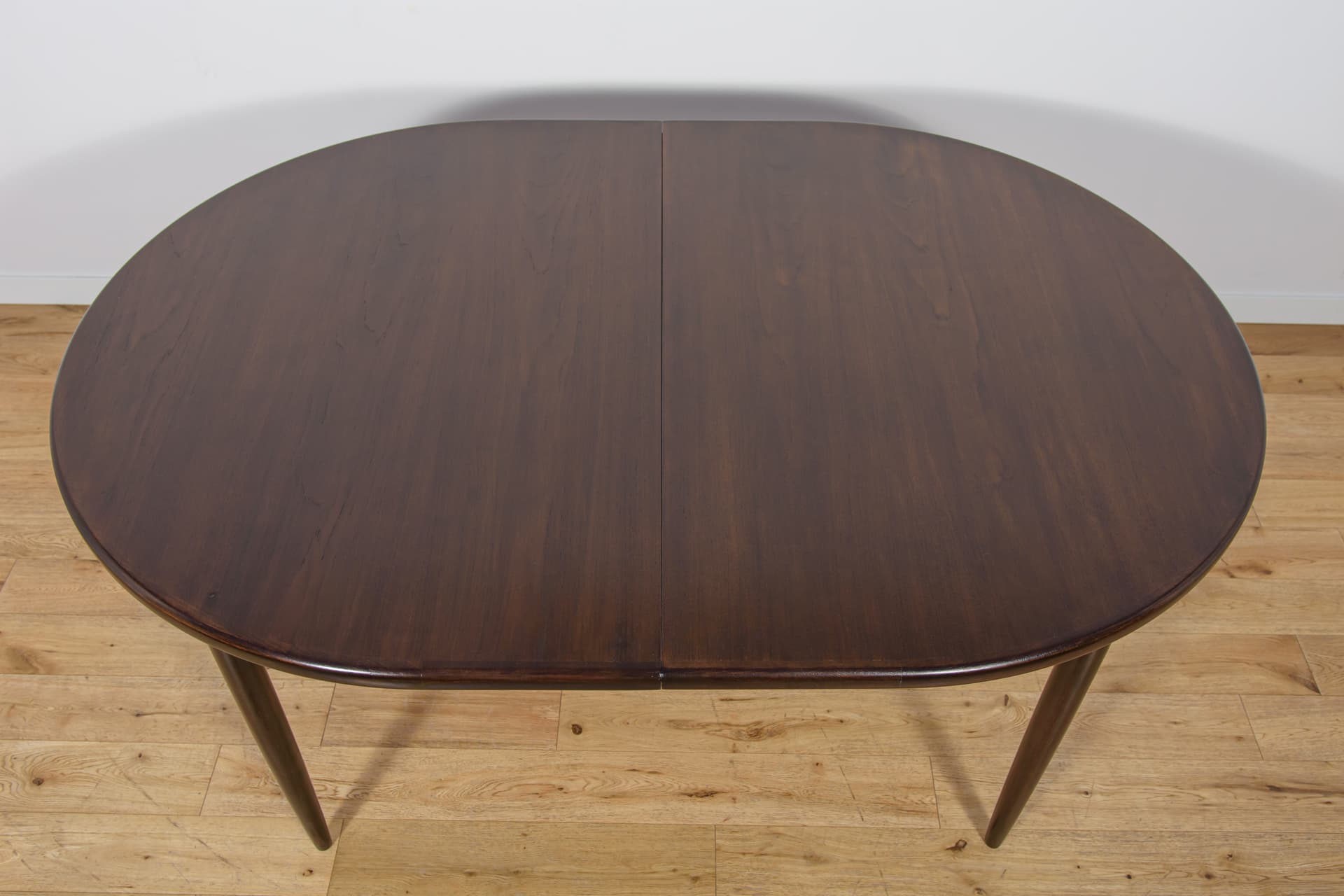 Oval Extendable Table, brown teak, G-Plan, United Kingdom, 1960s. - 307783