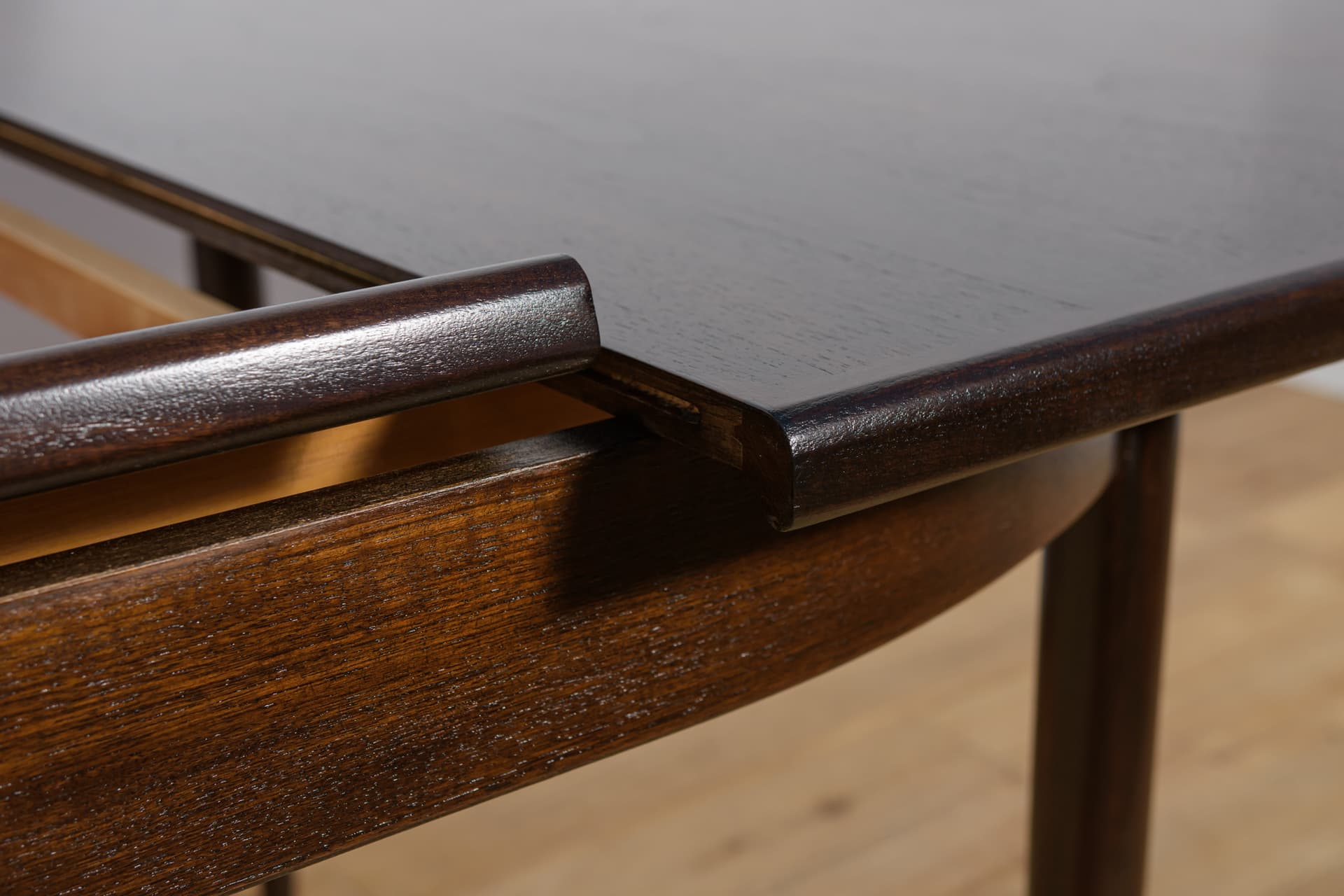 Oval Extendable Table, brown teak, G-Plan, United Kingdom, 1960s. - 307794