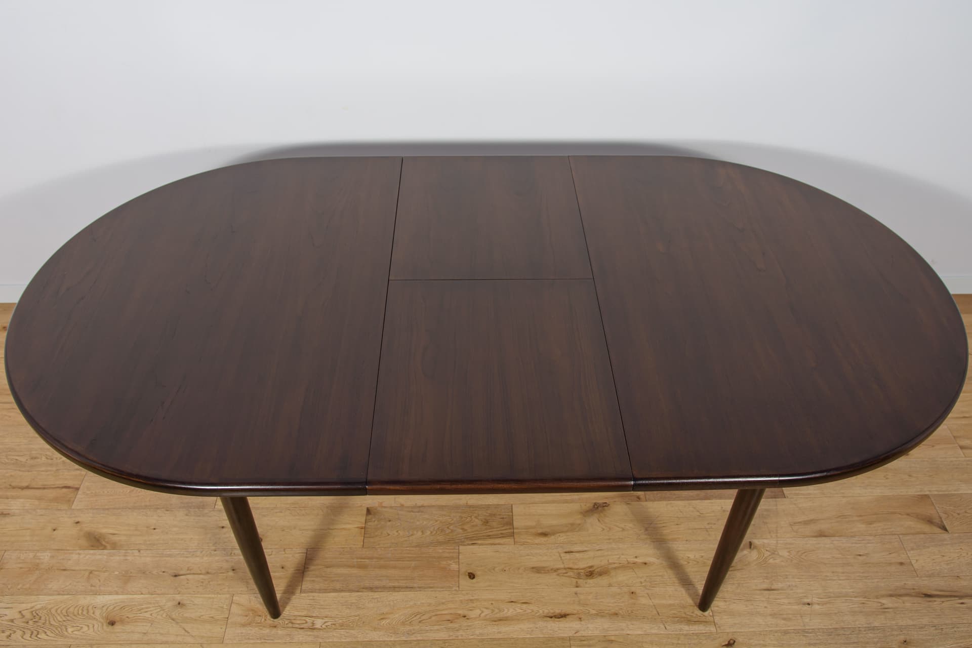 Oval Extendable Table, brown teak, G-Plan, United Kingdom, 1960s. - 307788