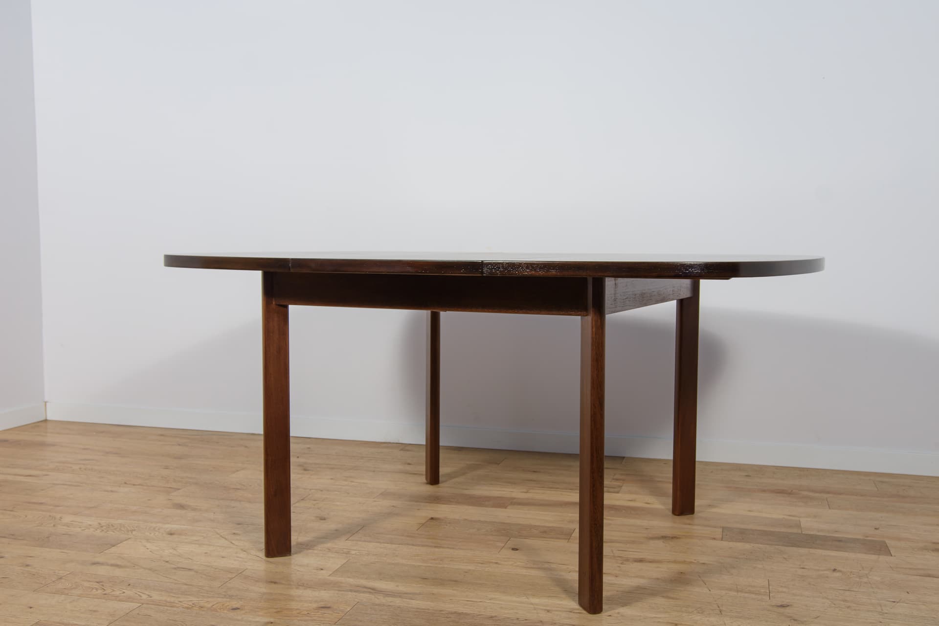 Extendable Dining Table, brown red teak, G-Plan, United Kingdom, 1960s. - 307938