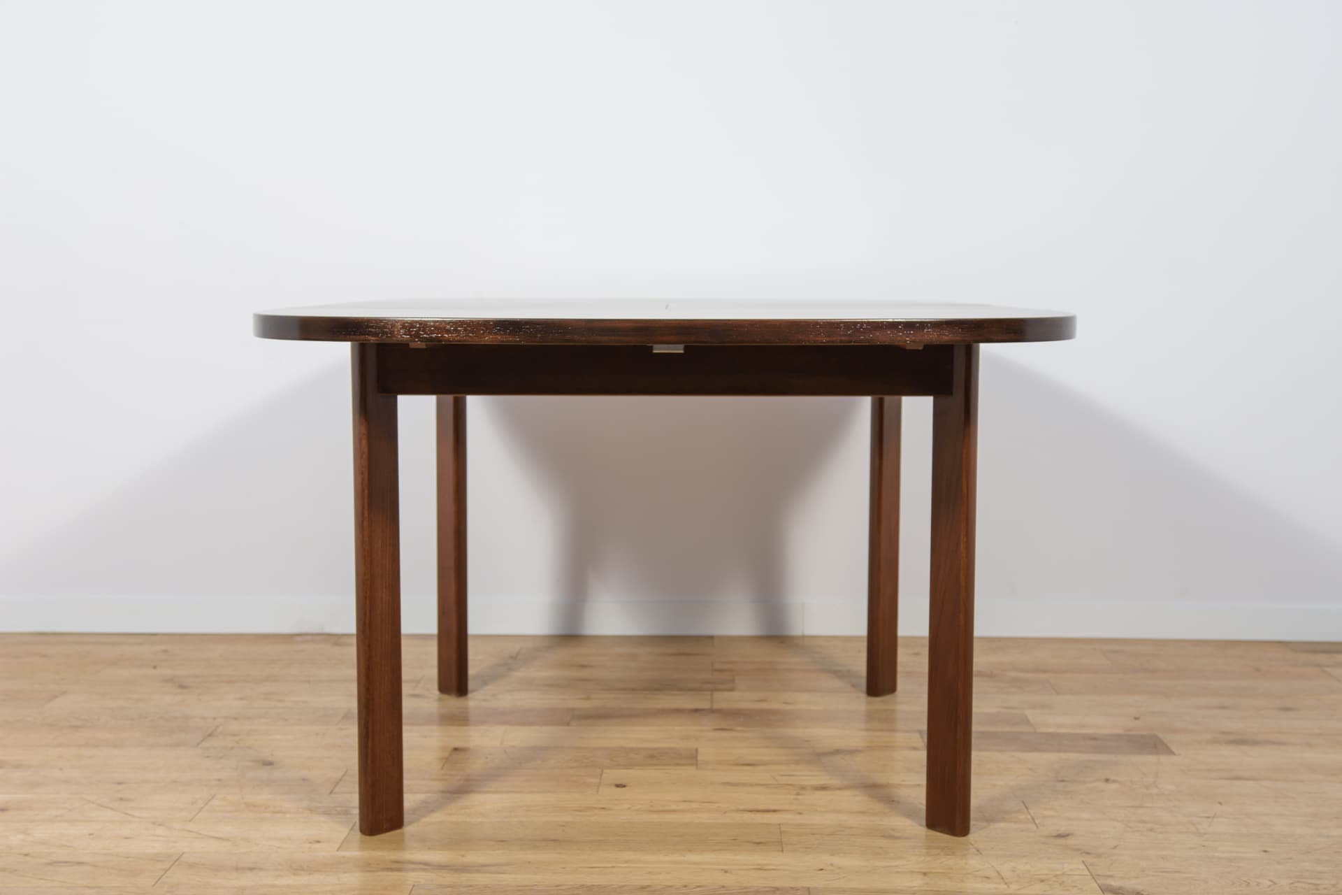 Extendable Dining Table, brown red teak, G-Plan, United Kingdom, 1960s. - 307940