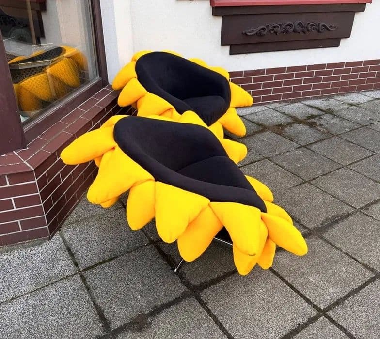 Club Armchair Sunflower, black velvet, yellow velvet, Poland - 313576