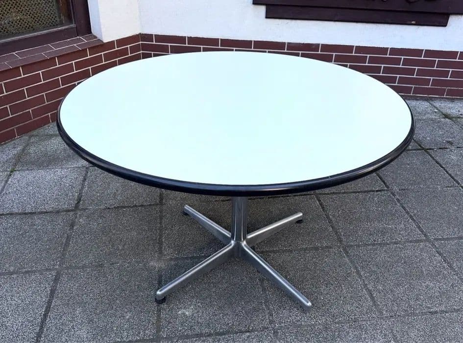 Dining table, white laminate, silver stainless steel, by A. Castelli Ferrieri, Anonima Castelli, Italy, 1970s. - 313568