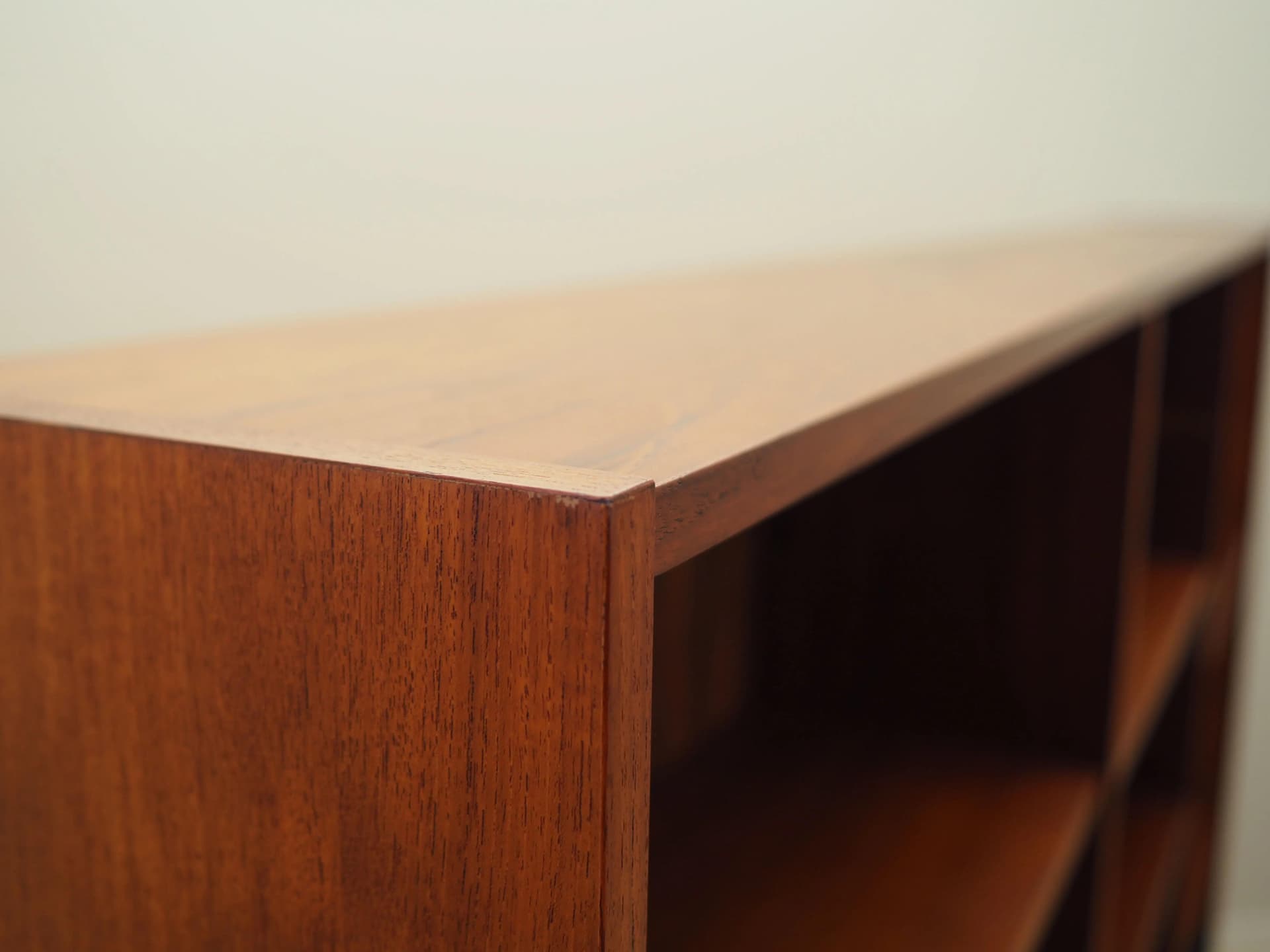 Biblioteczka, teak brązowy, drewno czarne, Dania, lata 70. - 23051