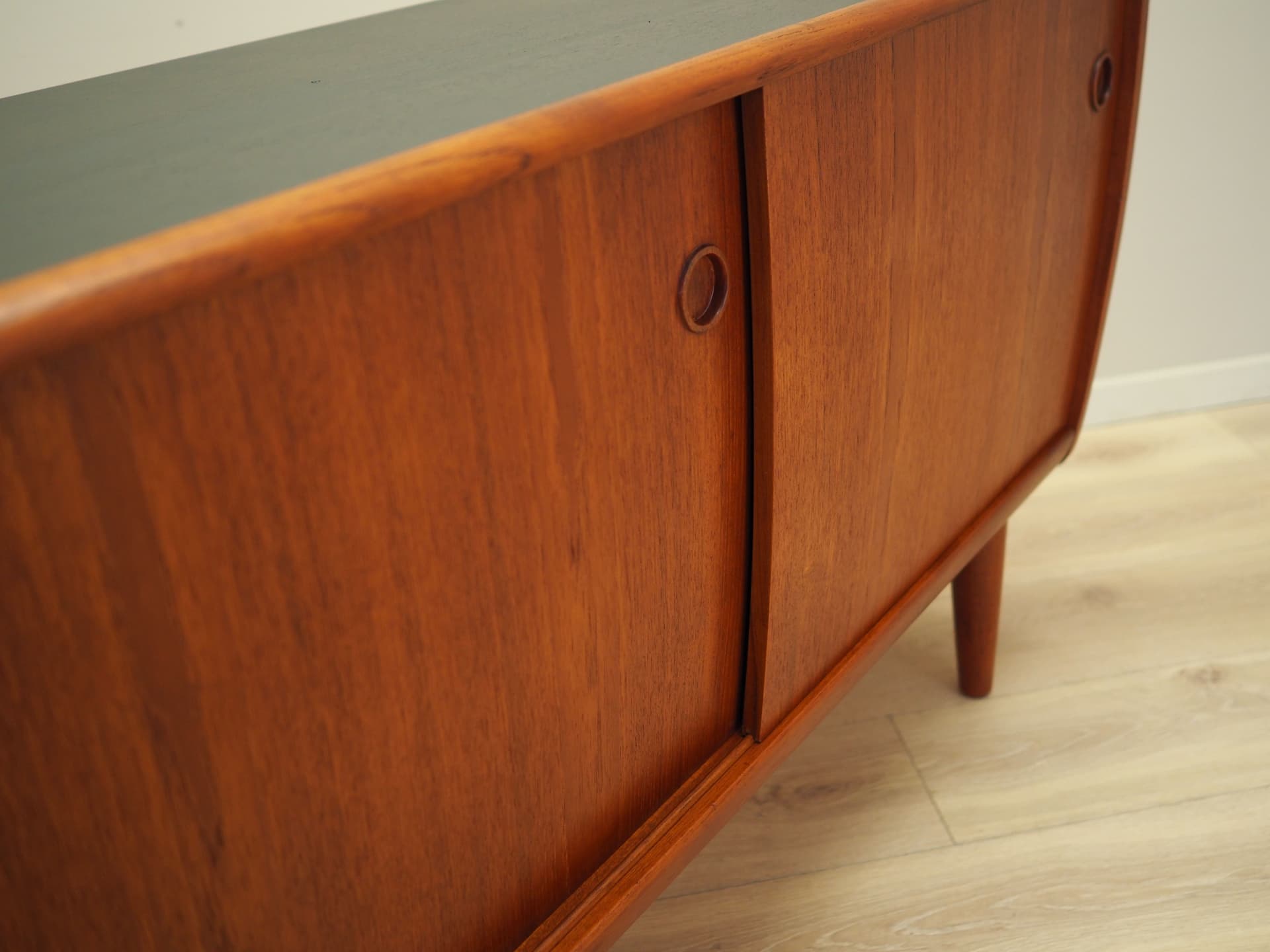 Sideboard, teak pomarańczowy, Dania, lata 70. - 66496