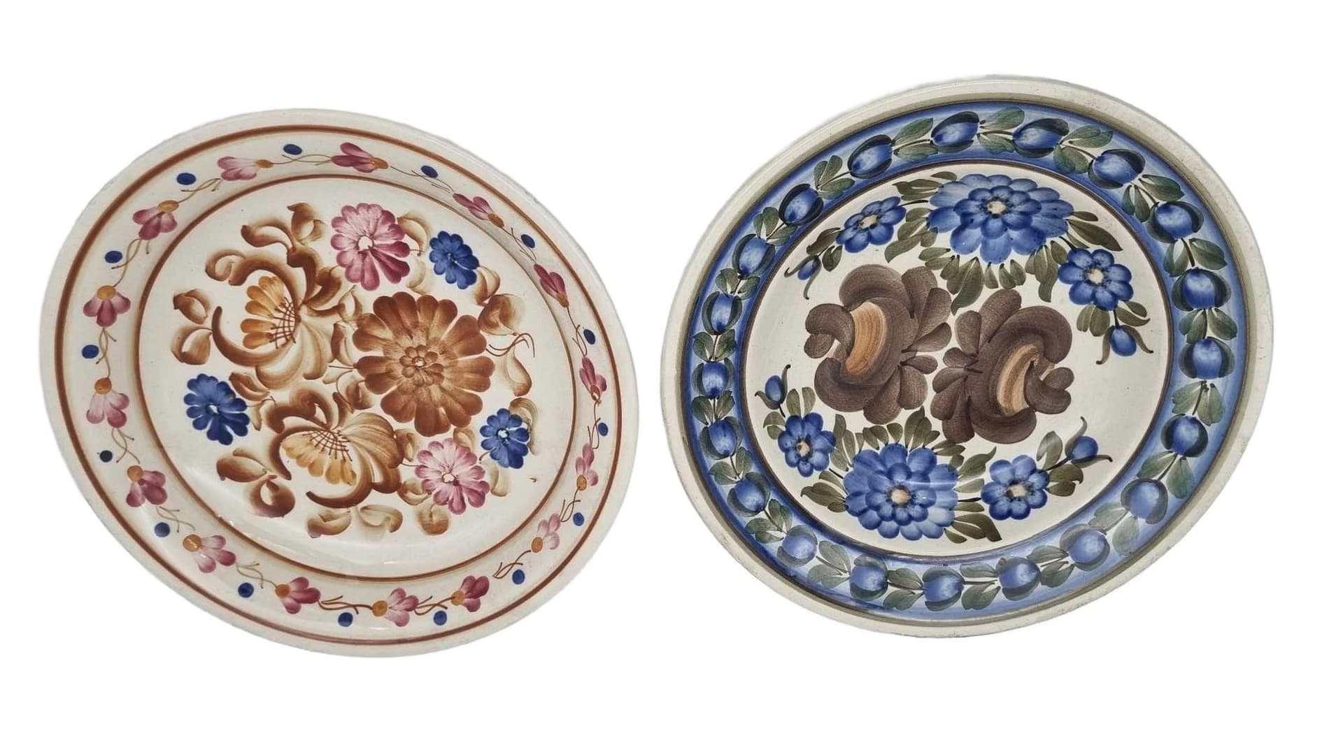 Set of two decorative wall plates, cream beige, ceramics, Włocławek, Poland, 1970s.
