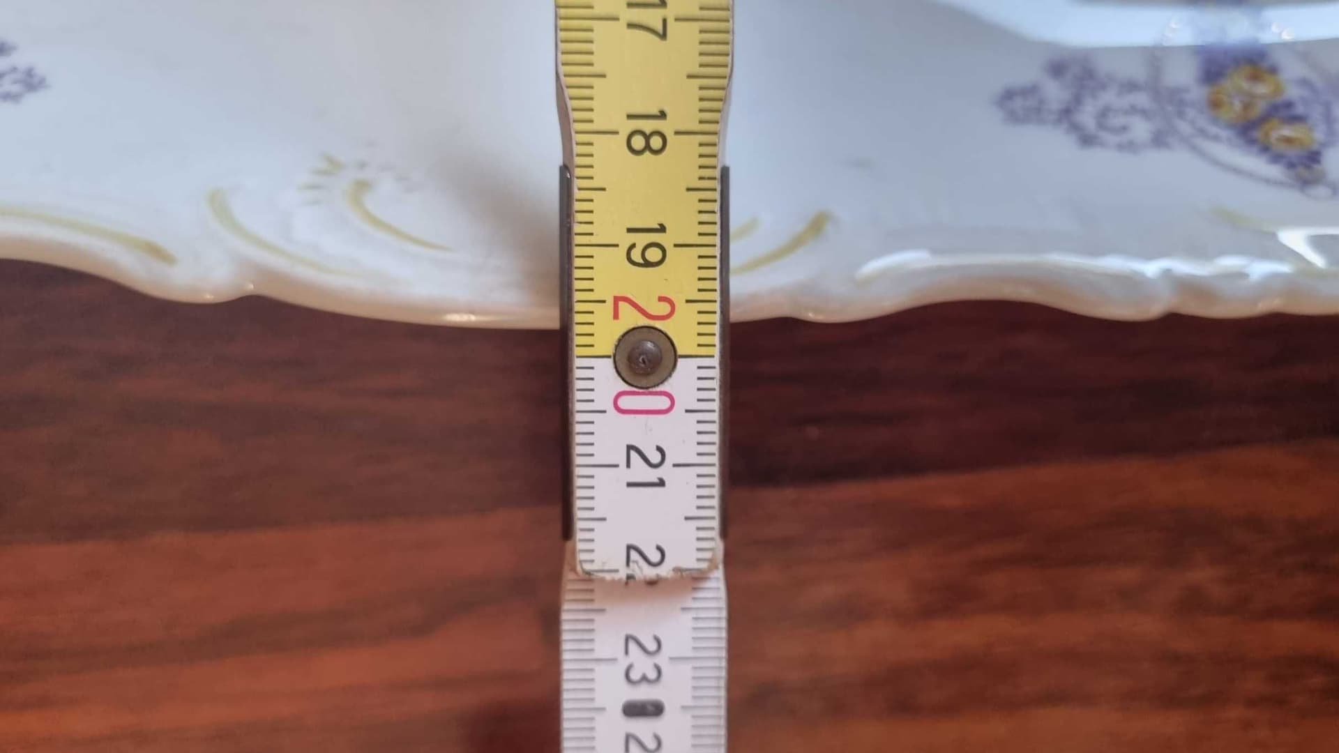 Patera na rybę, biała żółta fioletowa, porcelana, początek XX w. - 308582