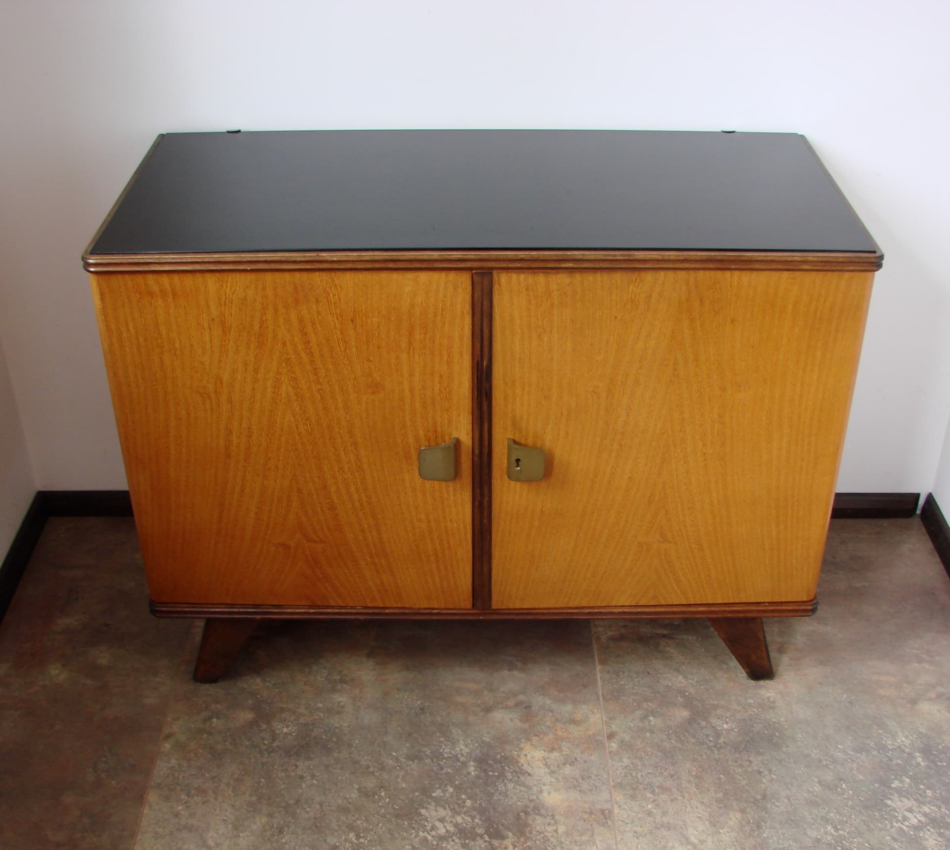Sideboard Mid-Century Modern, brown wood, black glass, 1960s - 308607