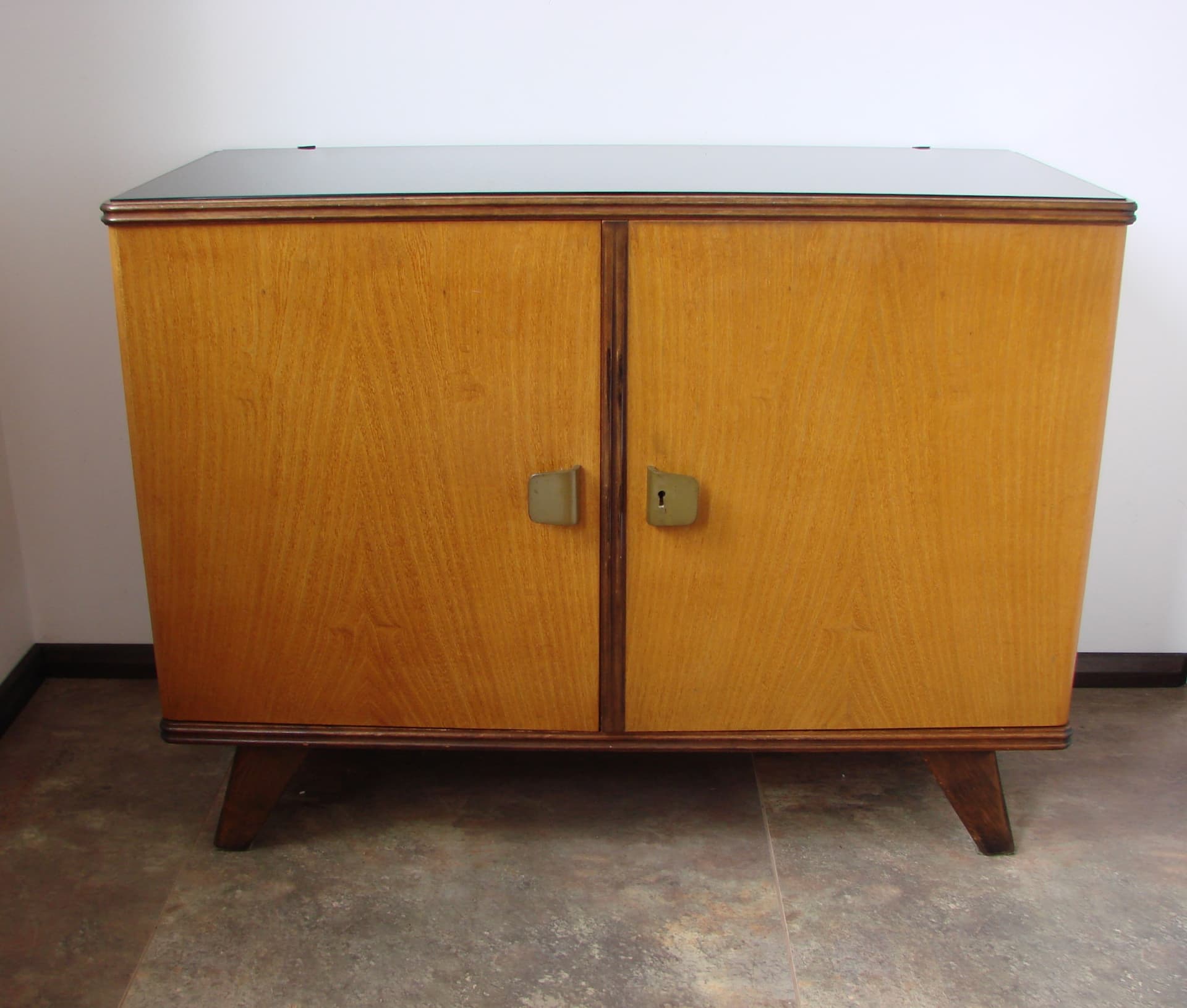 Sideboard Mid-Century Modern, brown wood, black glass, 1960s - 308605