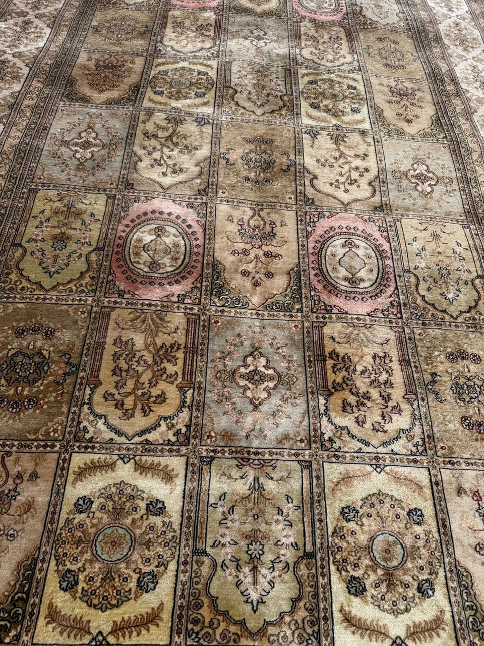 Rug Ghoum/Qom 300x190 cm, beige gold green brown pink silk, Iran - 308642