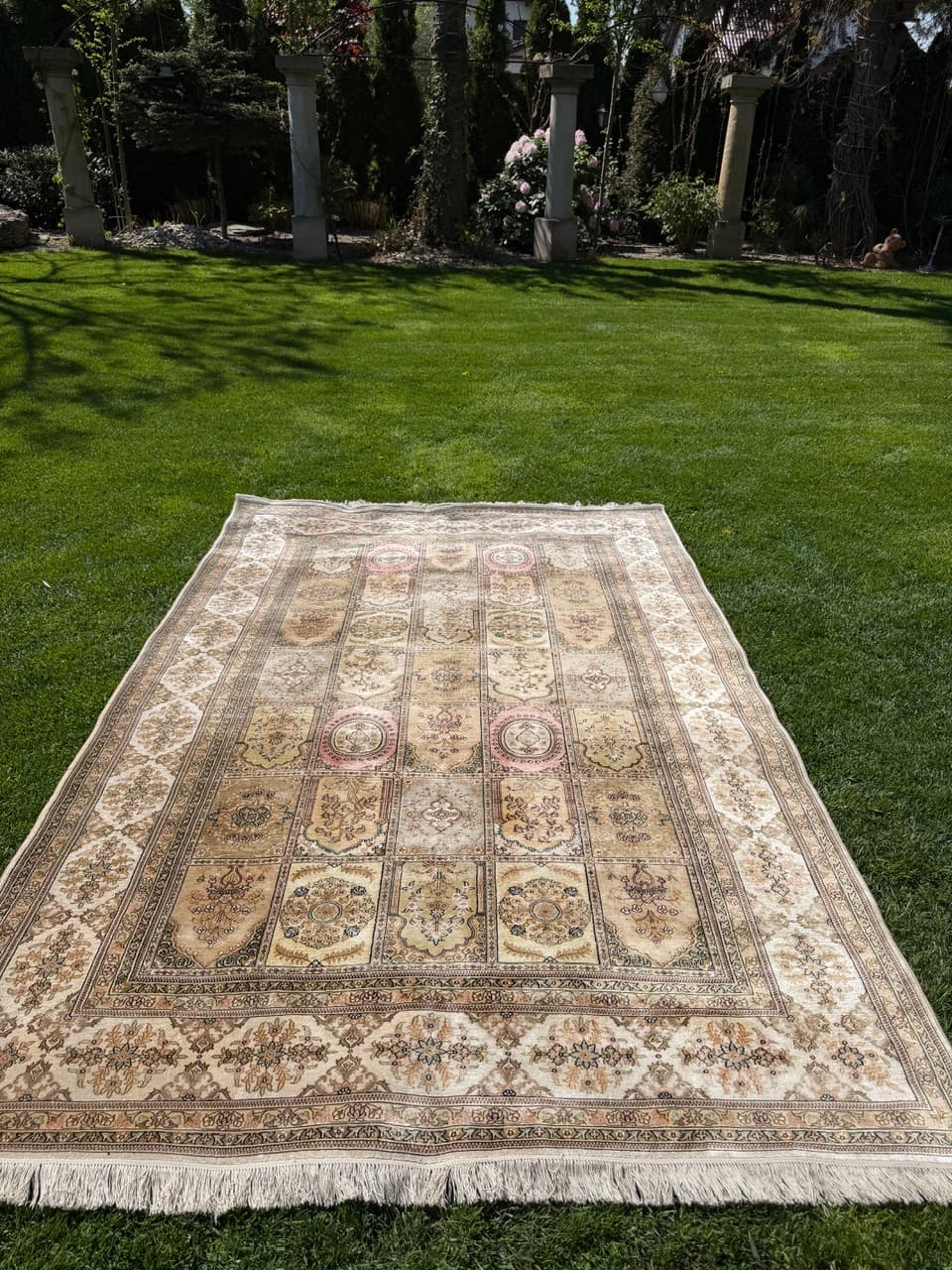 Rug Ghoum/Qom 300x190 cm, beige gold green brown pink silk, Iran - 308640
