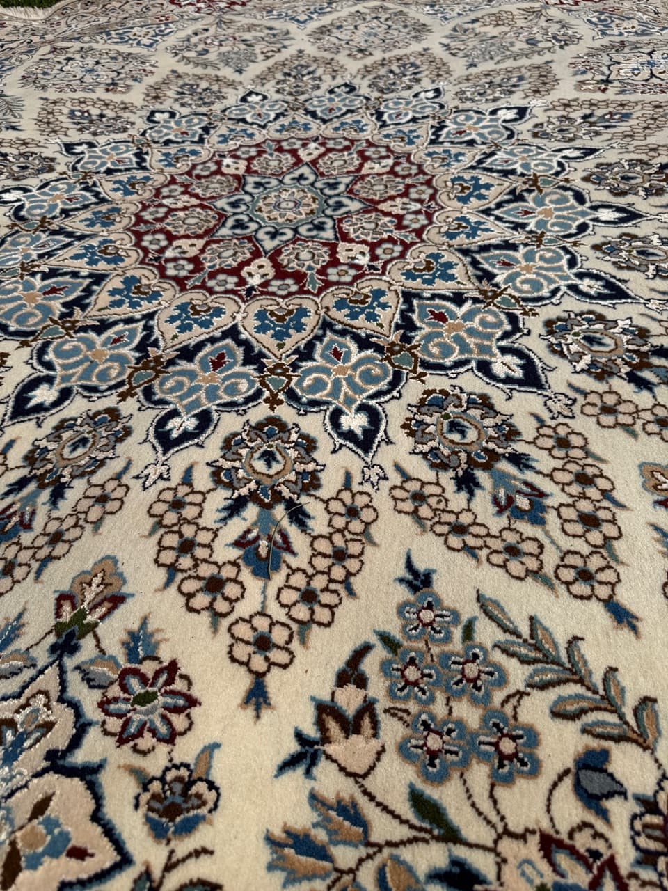 Round Rug Nain 260x260 cm, beige multicolor, cashmere wool, silk, Iran - 308672