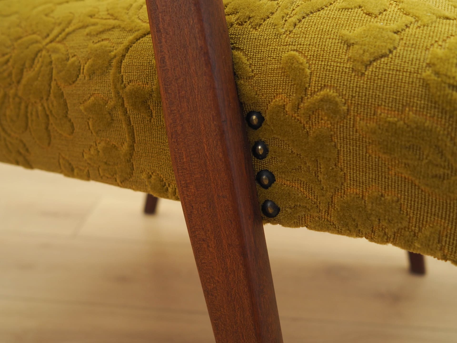 Fotel, musztardowy żółty, tkanina, teak, Dania, lata 60. - 308732