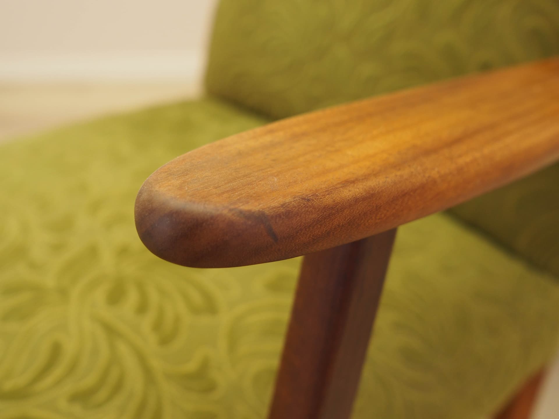 Fotel, oliwkowa zieleń, tkanina, teak, Dania, lata 60. - 308785