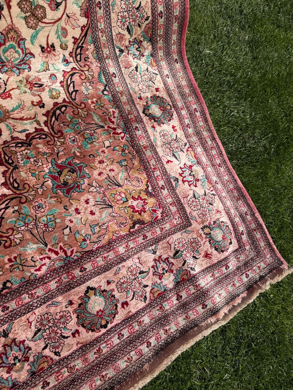 Rug Ghoum/Qom 320x205 cm, beige, silk, Iran - 308924