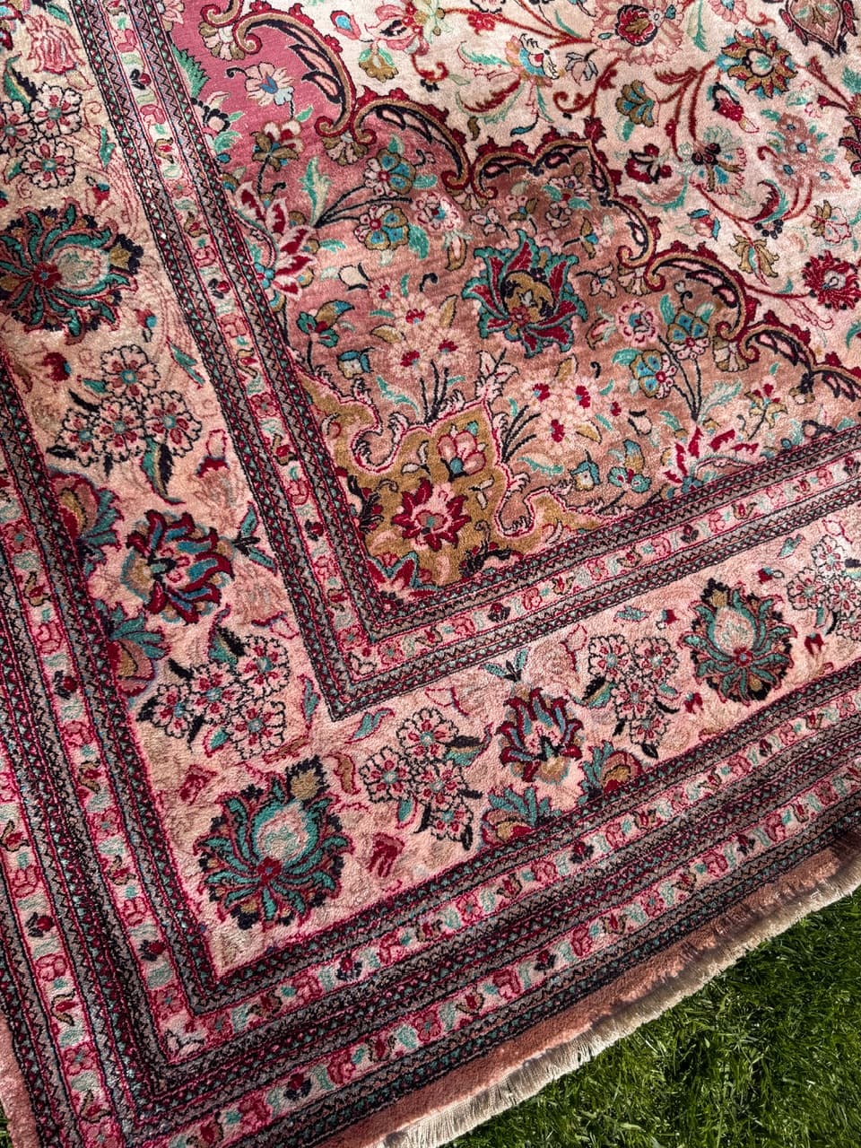 Rug Ghoum/Qom 320x205 cm, beige, silk, Iran - 308922