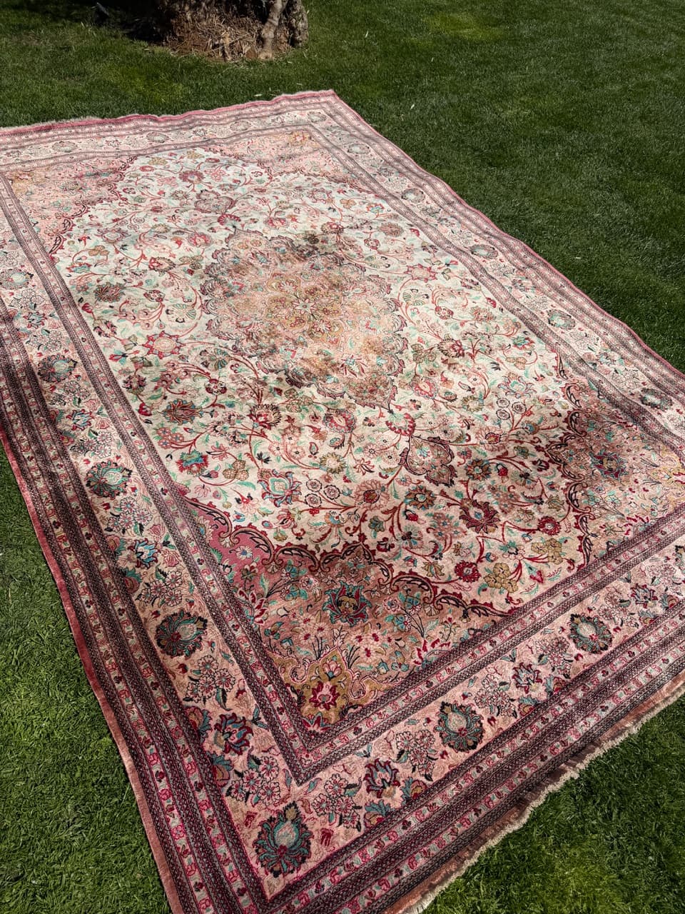 Rug Ghoum/Qom 320x205 cm, beige, silk, Iran - 308914
