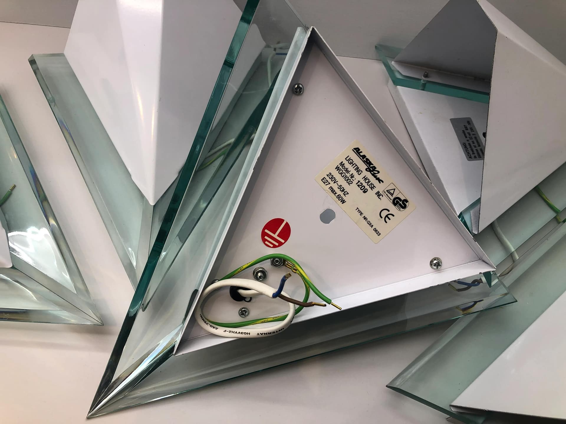 Komplet kinkietów, postmodernizm, metal biały, akryl transparentny, Niemcy, lata 90. - 22767