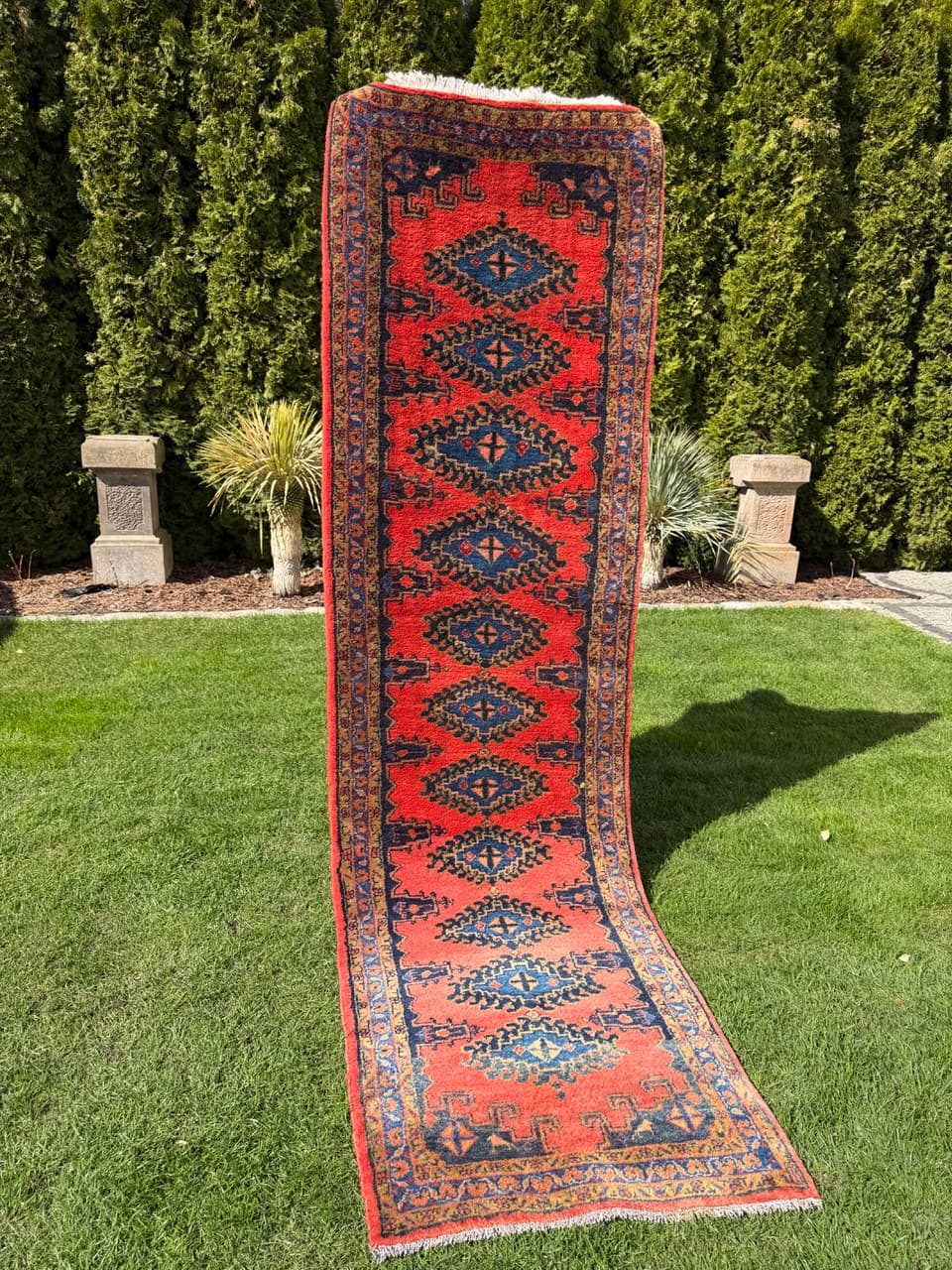 Runner Wiss 300x87 cm, red, wool, Iran, 1980s. - 309239