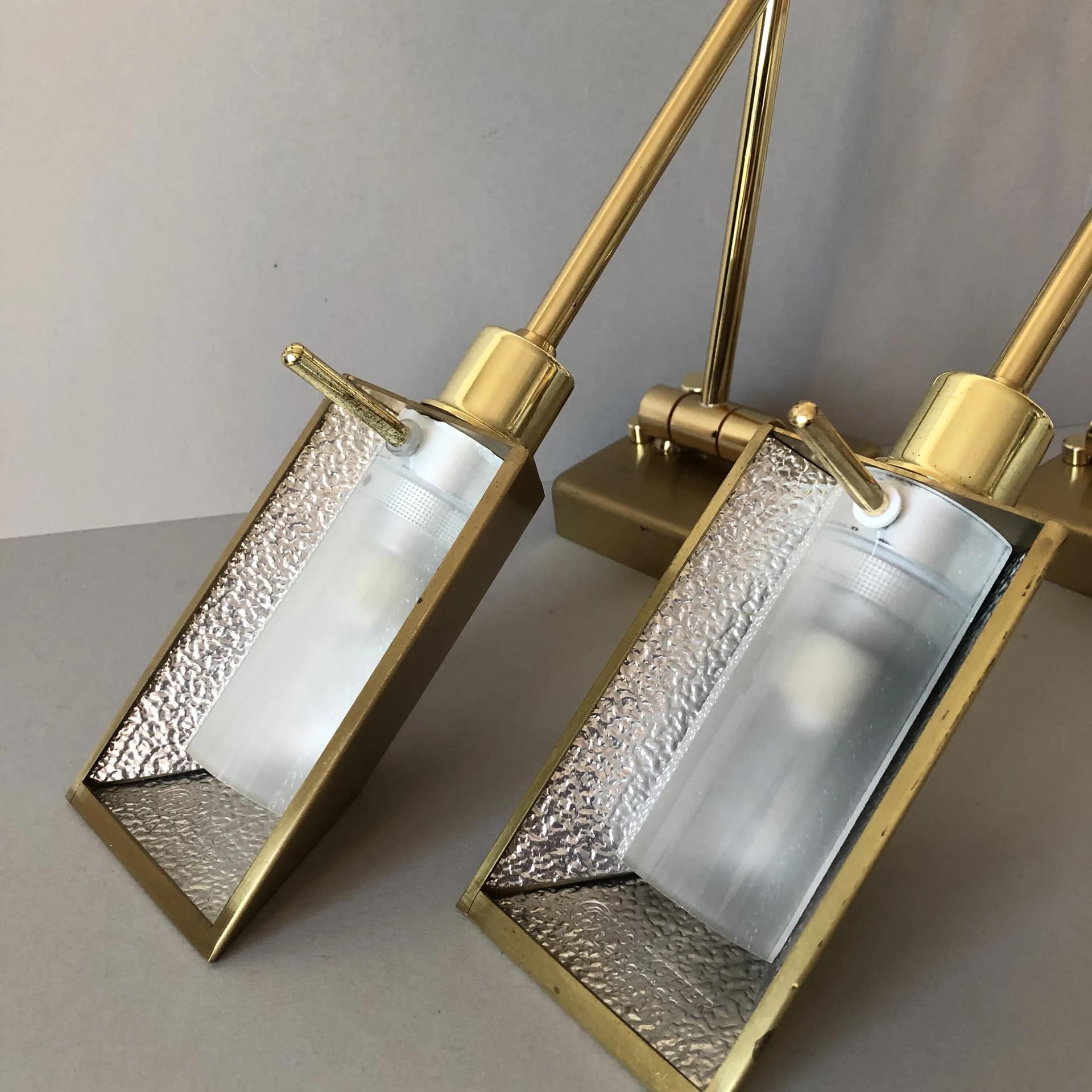 Mosiężna, modernistyczna para kinkietów, Holtkötter, Niemcy, lata 70. - 22747